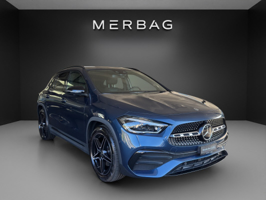 MERCEDES-BENZ GLA 200 AMG Line