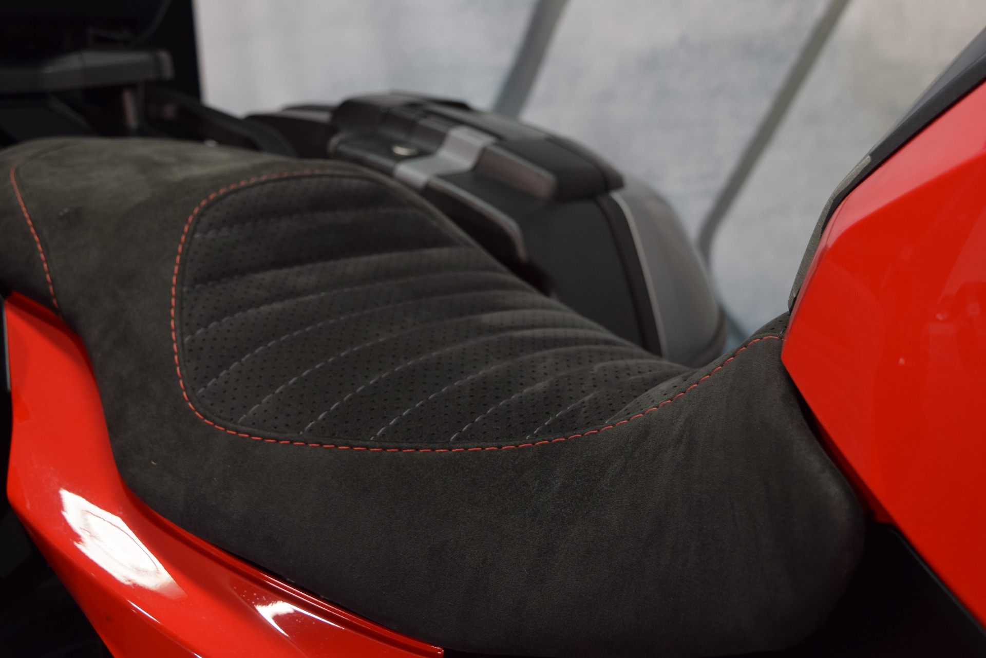 BMW F 900 XR Tieferlegung - Vollausstattung-image-6
