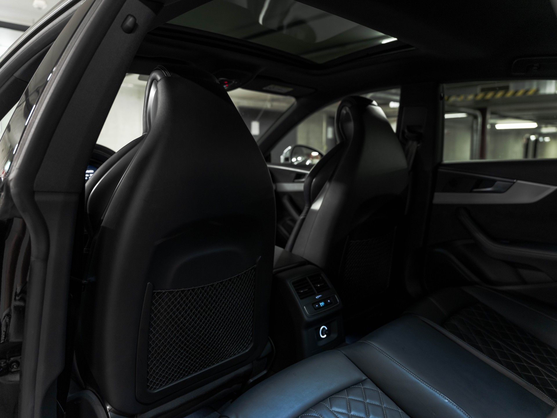 AUDI S5 Sportback 3.0 TFSI quattro tiptronic-image-30