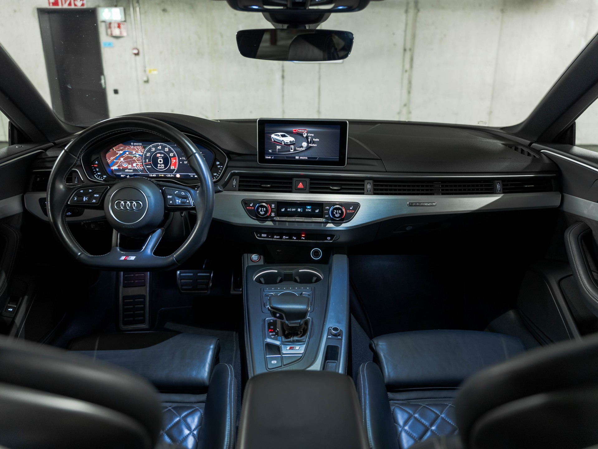 AUDI S5 Sportback 3.0 TFSI quattro tiptronic-image-14