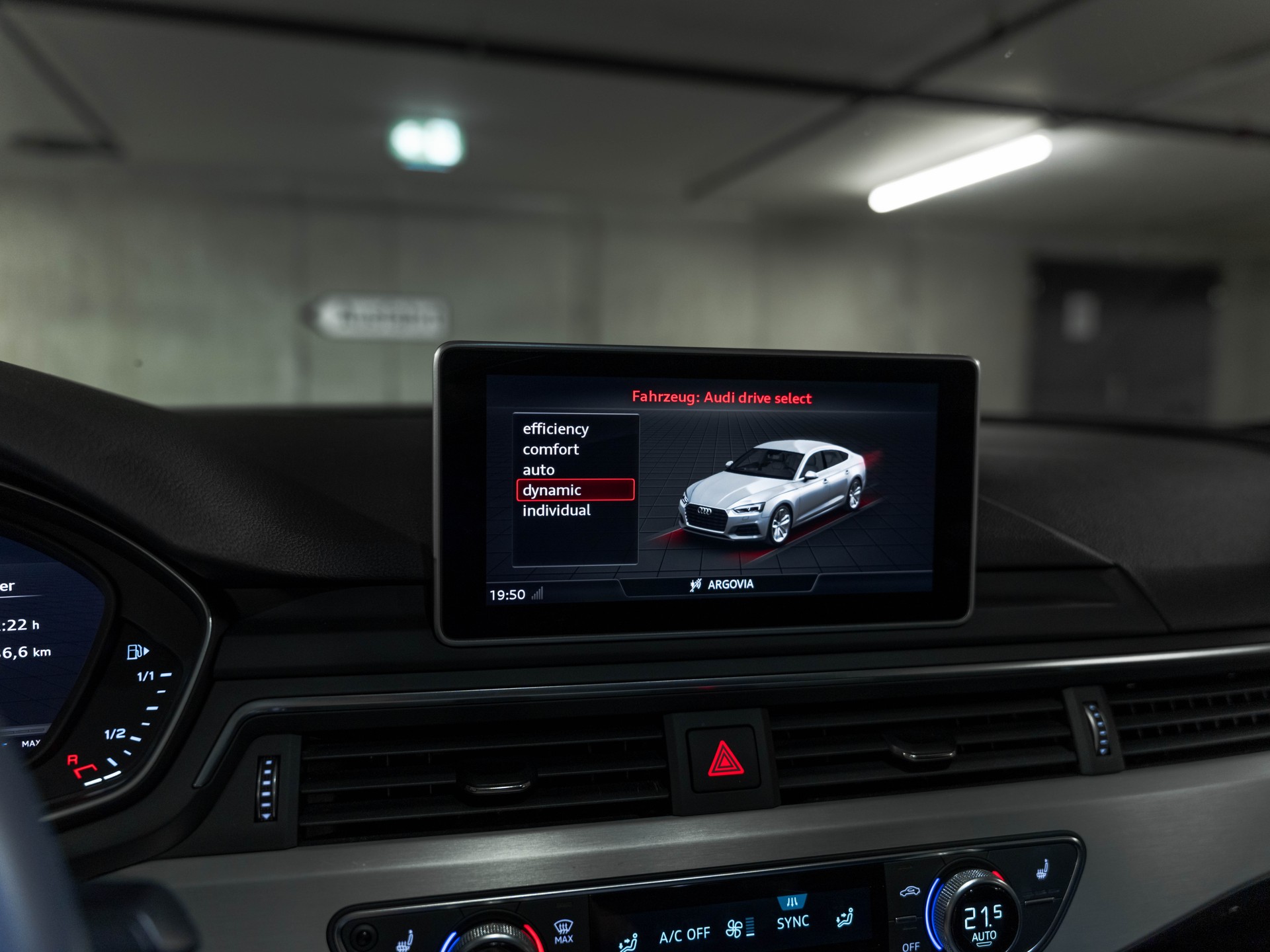 AUDI S5 Sportback 3.0 TFSI quattro tiptronic-image-22
