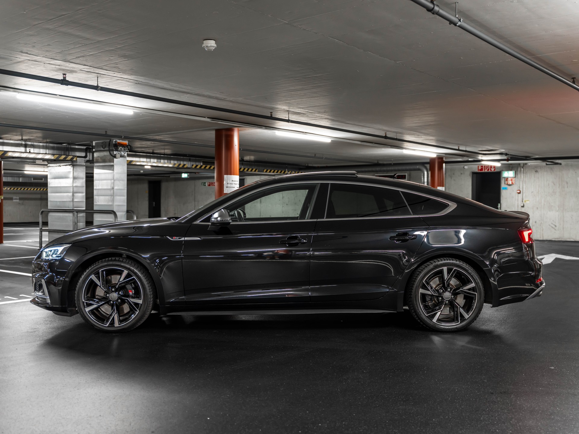 AUDI S5 Sportback 3.0 TFSI quattro tiptronic-image-5