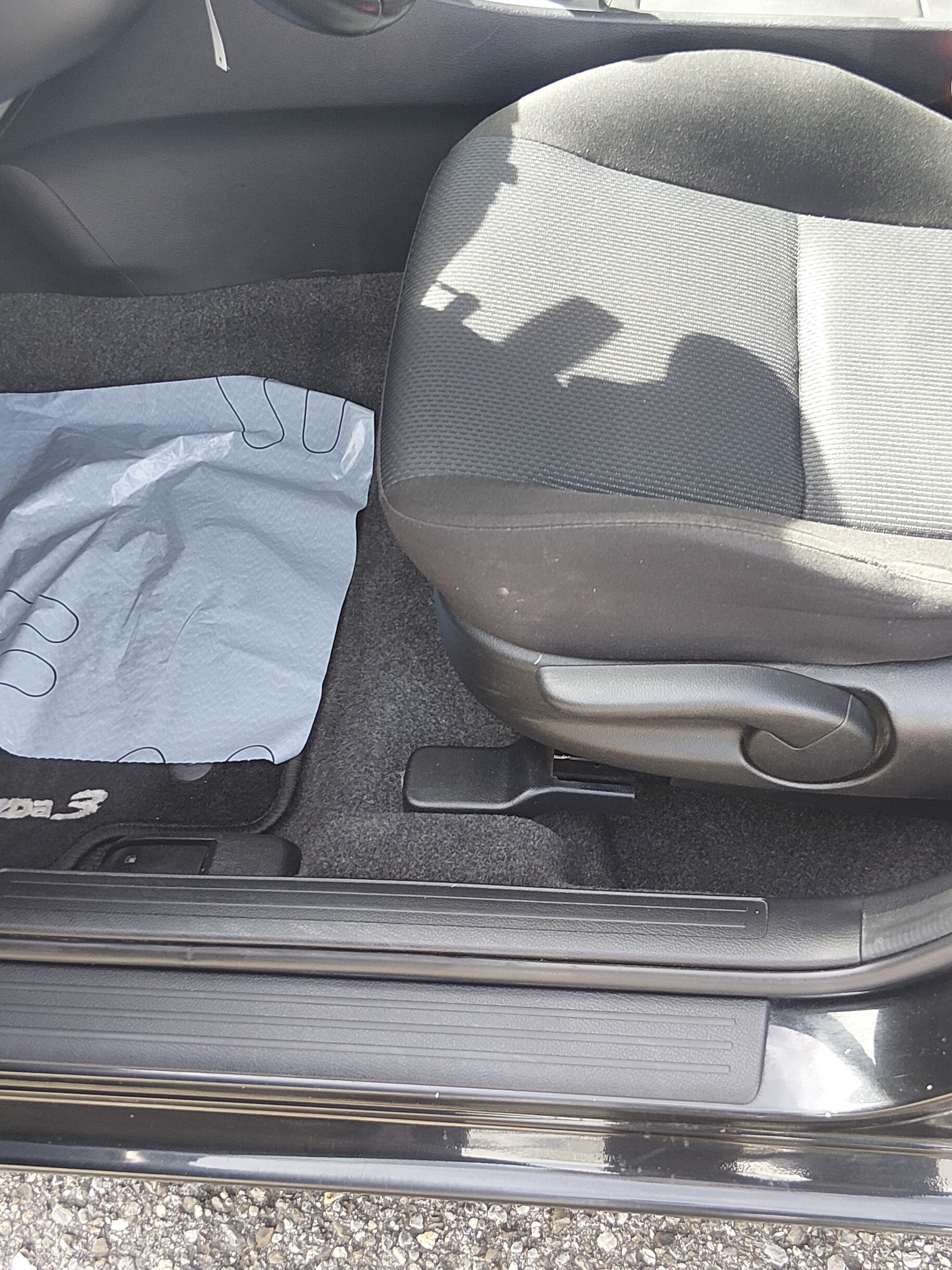 MAZDA 3 1.6 16V Confort-image-7