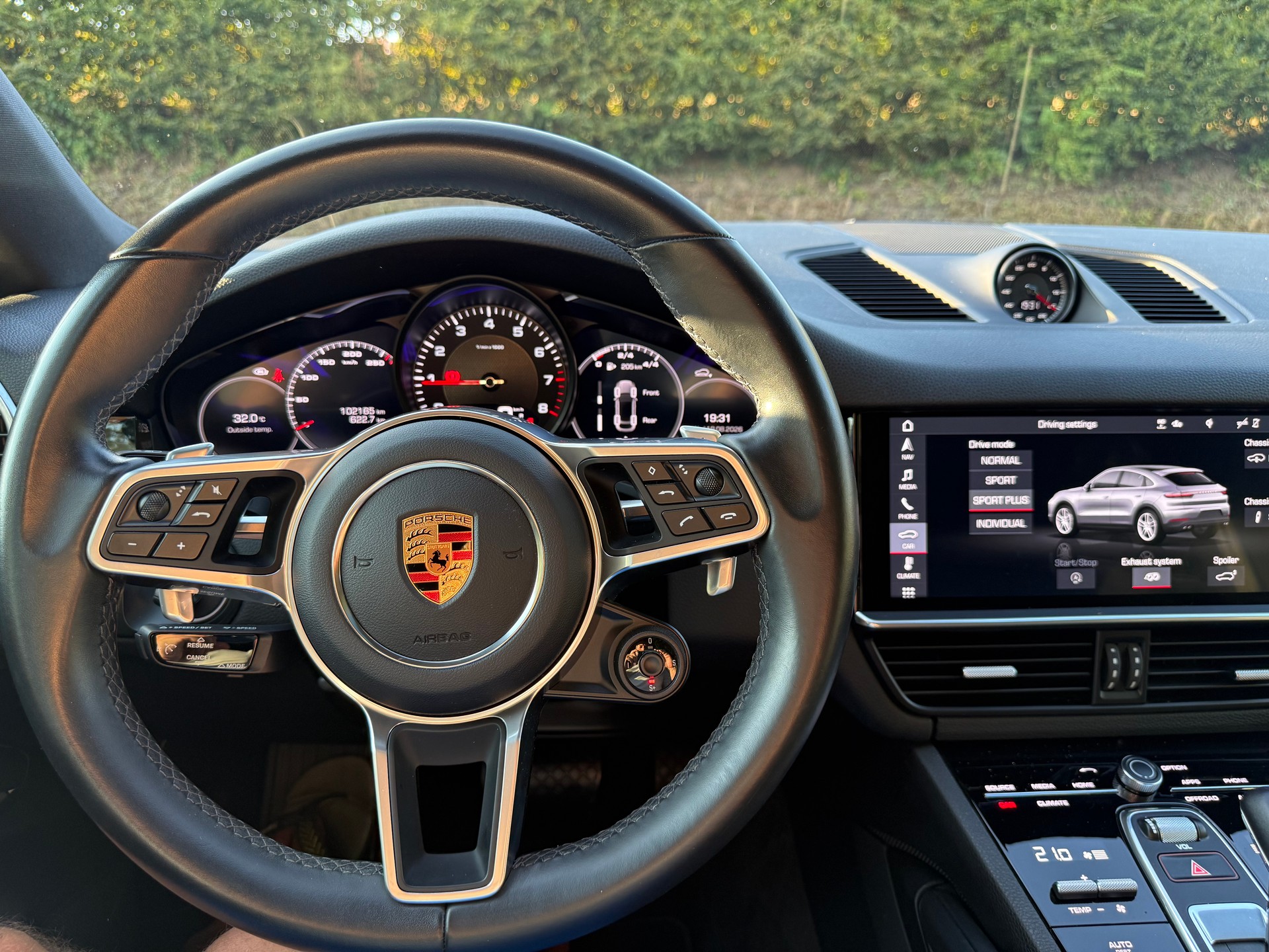 PORSCHE Cayenne Coupé | Porsche Approved Garantie bis 07/27 | top gepflegt | neuer Preis-image-9