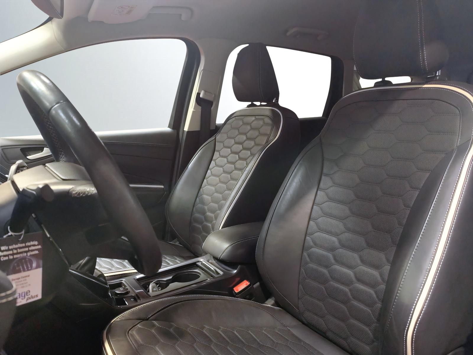 FORD Kuga 2.0 TDCi 150 Vignale-image-7