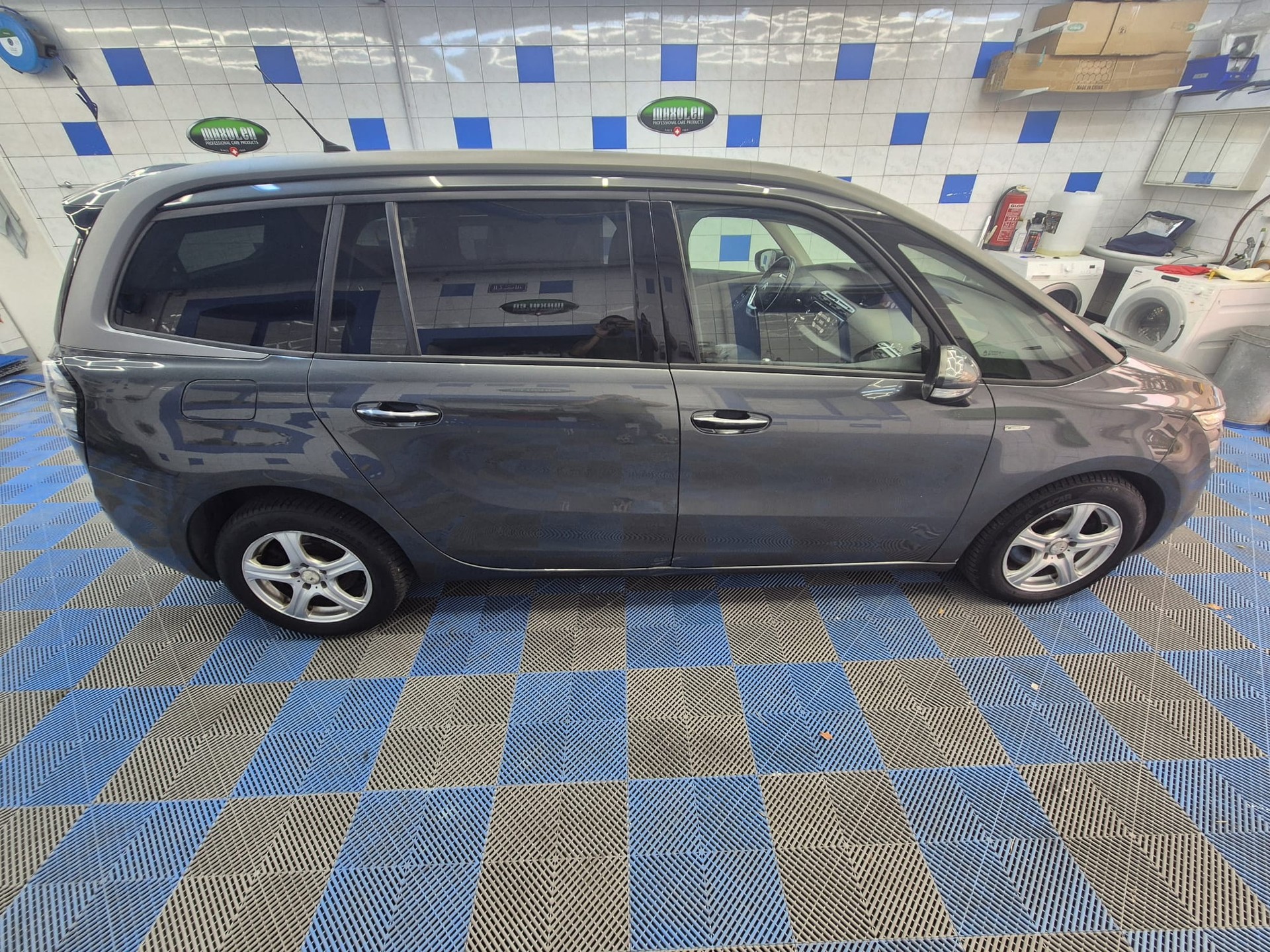 CITROEN Grand C4 Picasso 1.6i 16V THP Exclusive-image-6