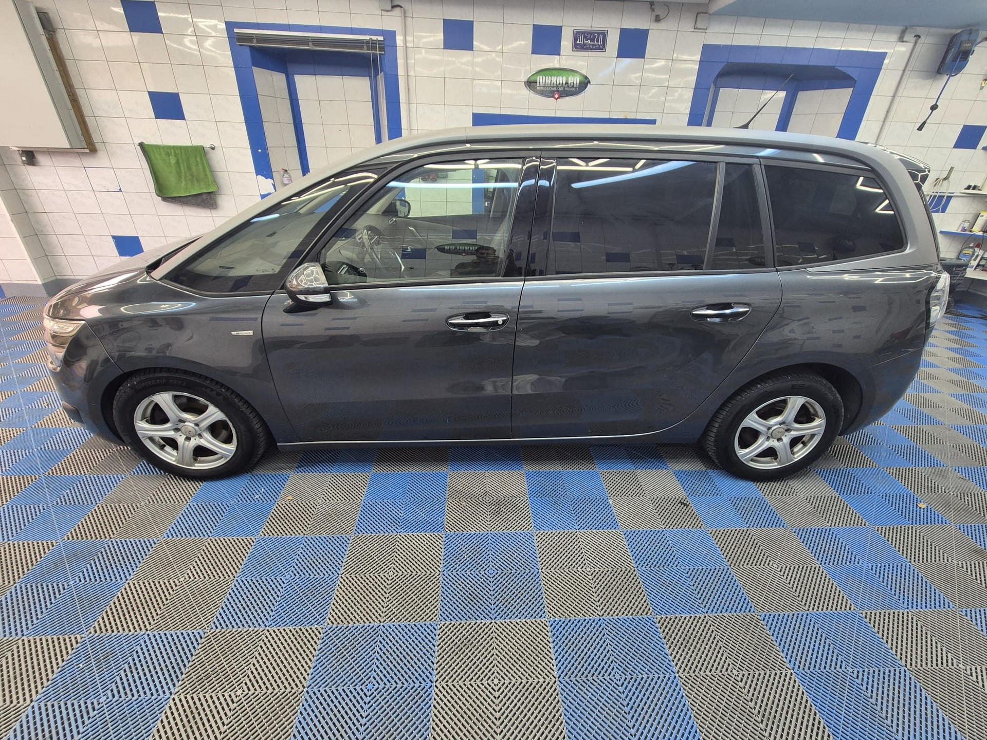 CITROEN Grand C4 Picasso 1.6i 16V THP Exclusive-image-5