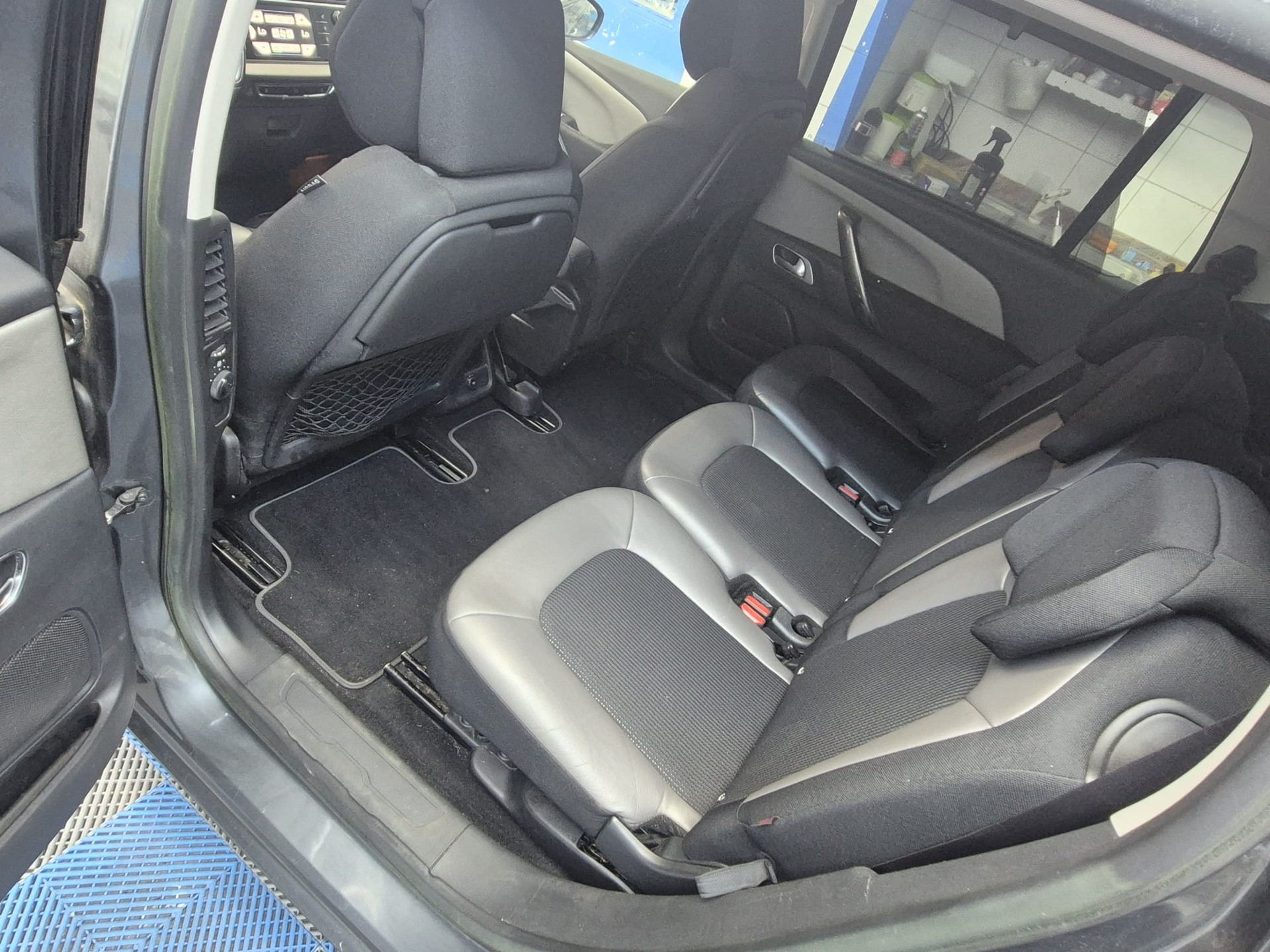 CITROEN Grand C4 Picasso 1.6i 16V THP Exclusive-image-10