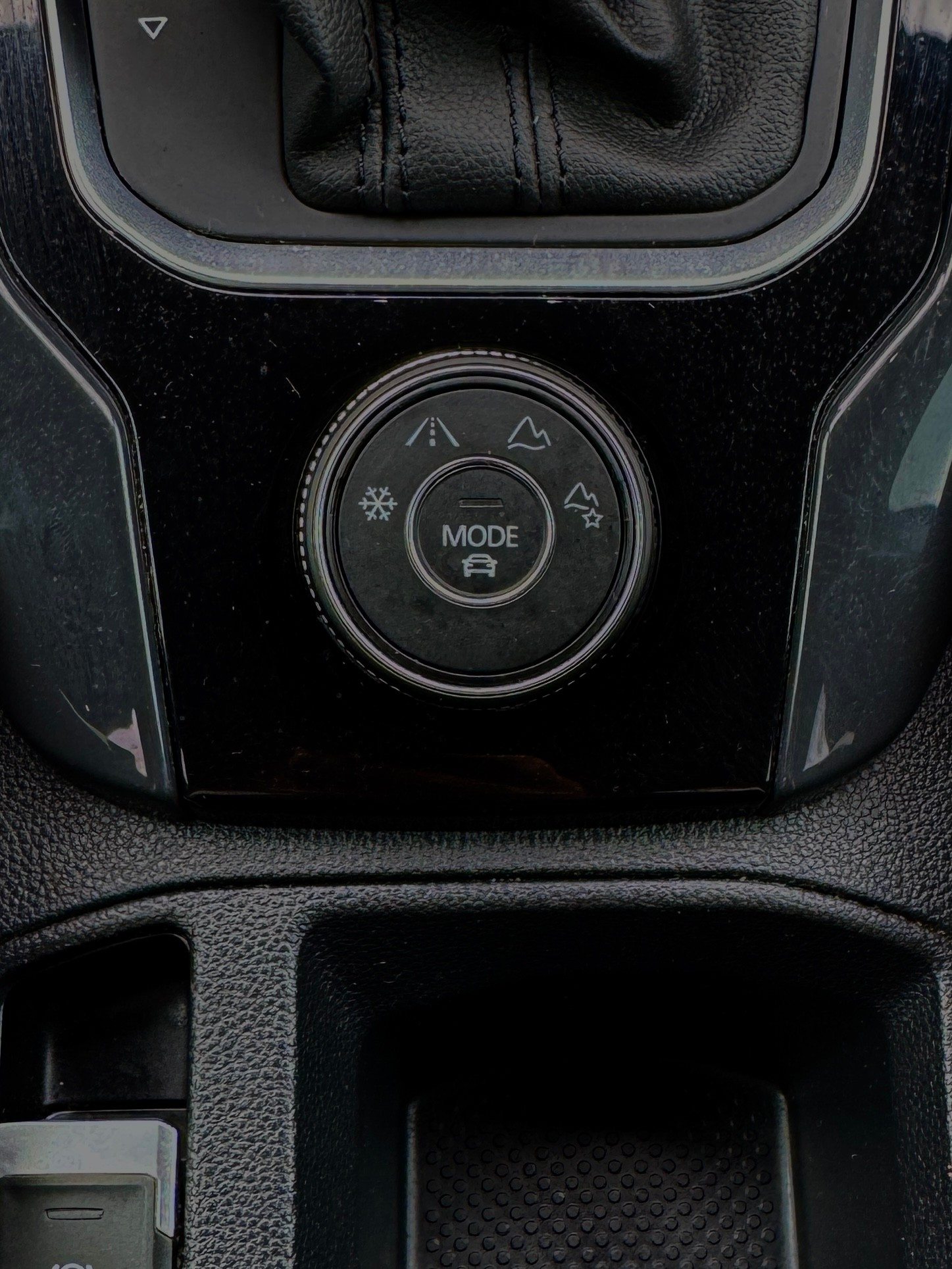 VW T-Roc 2.0 TSI Sport DSG 4Motion-image-13