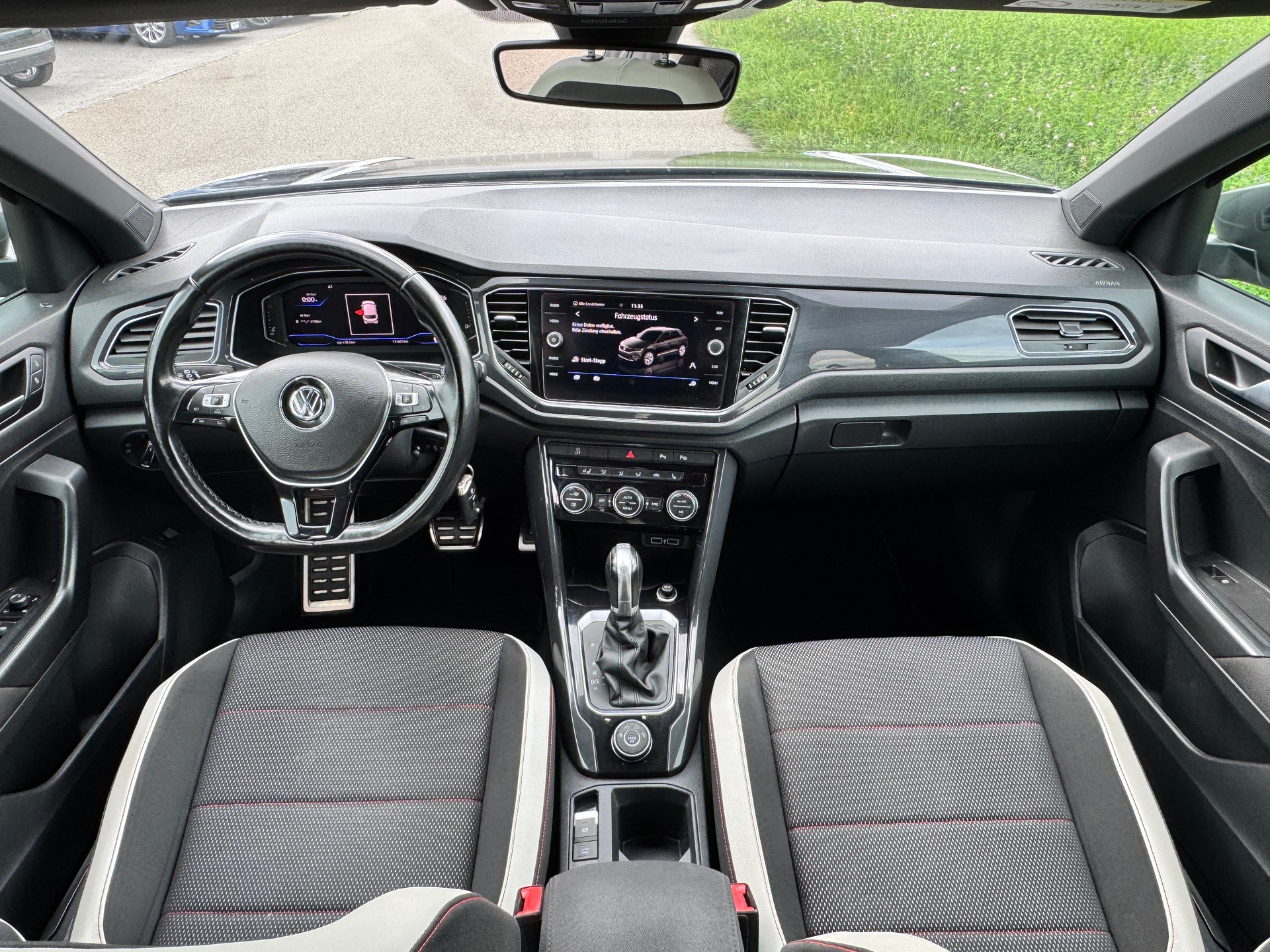 VW T-Roc 2.0 TSI Sport DSG 4Motion-image-11