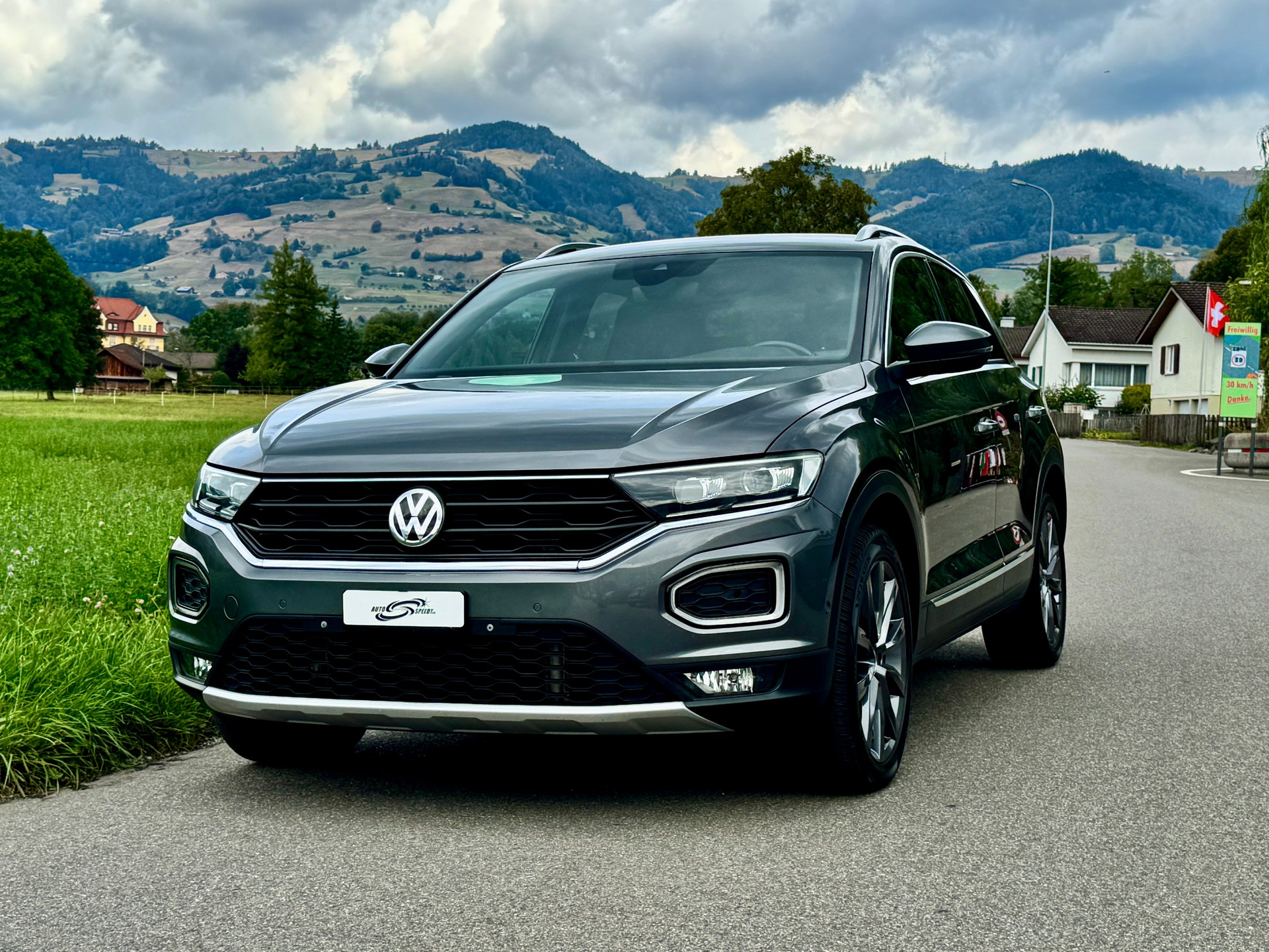 VW T-Roc 2.0 TSI Sport DSG 4Motion-image-1