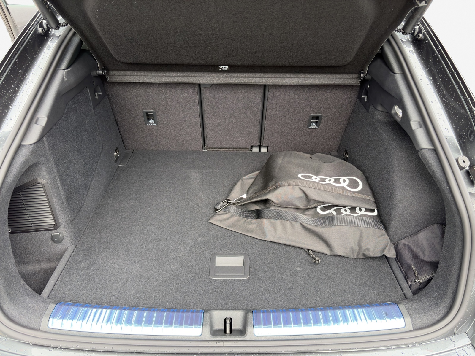 AUDI Q3 Sportback e-hybrid 200 kW S tronig-image-12