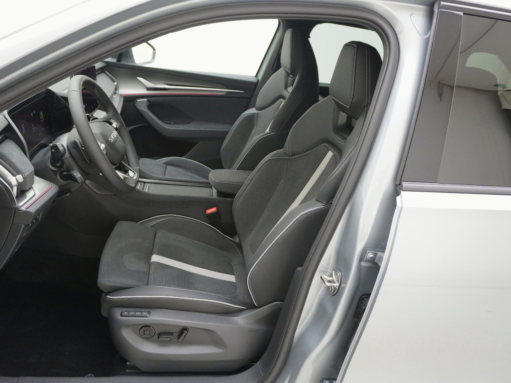 SKODA Kodiaq 2.0 TDI Sportline-image-12