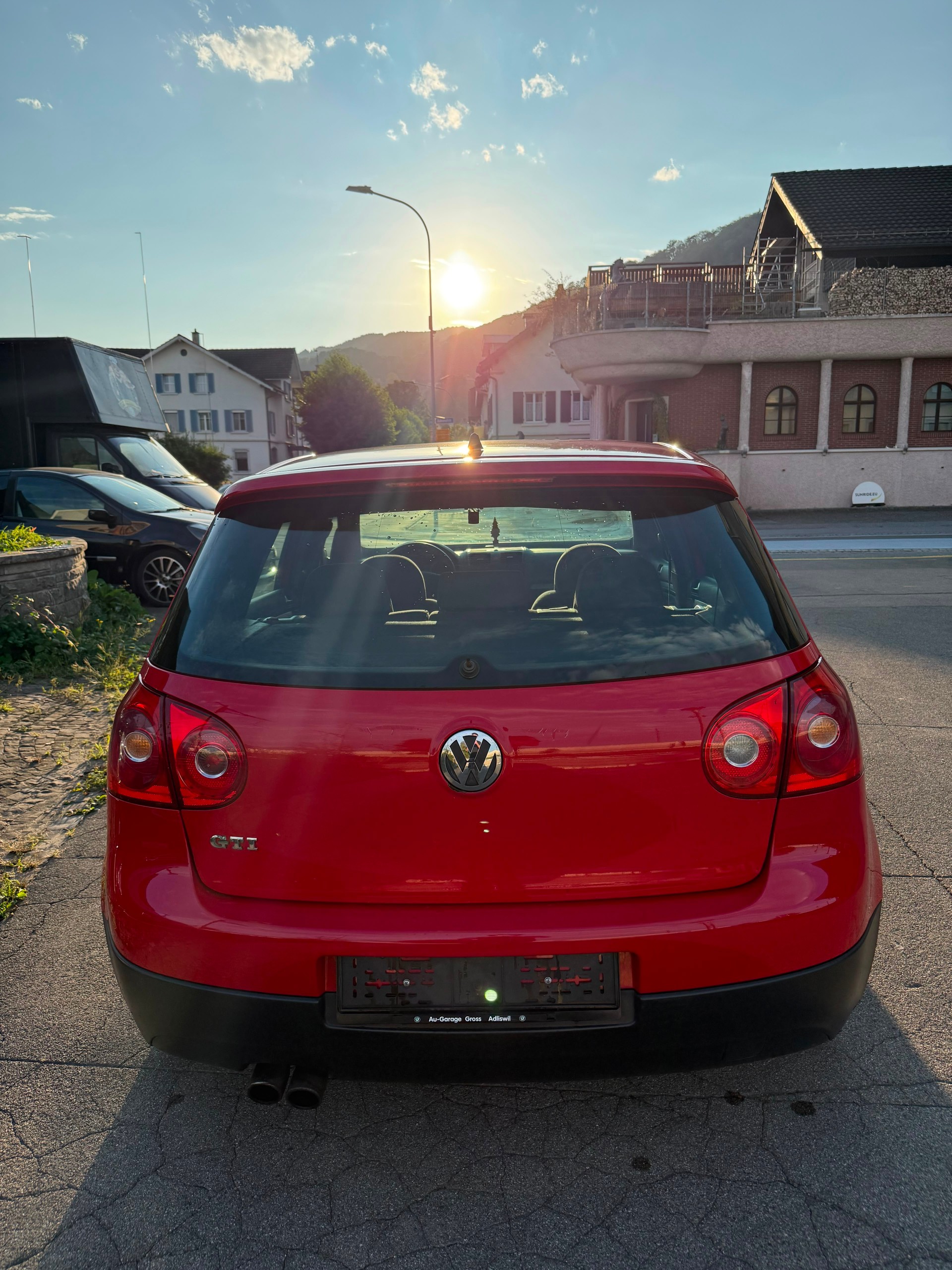 VW Gti-image-3