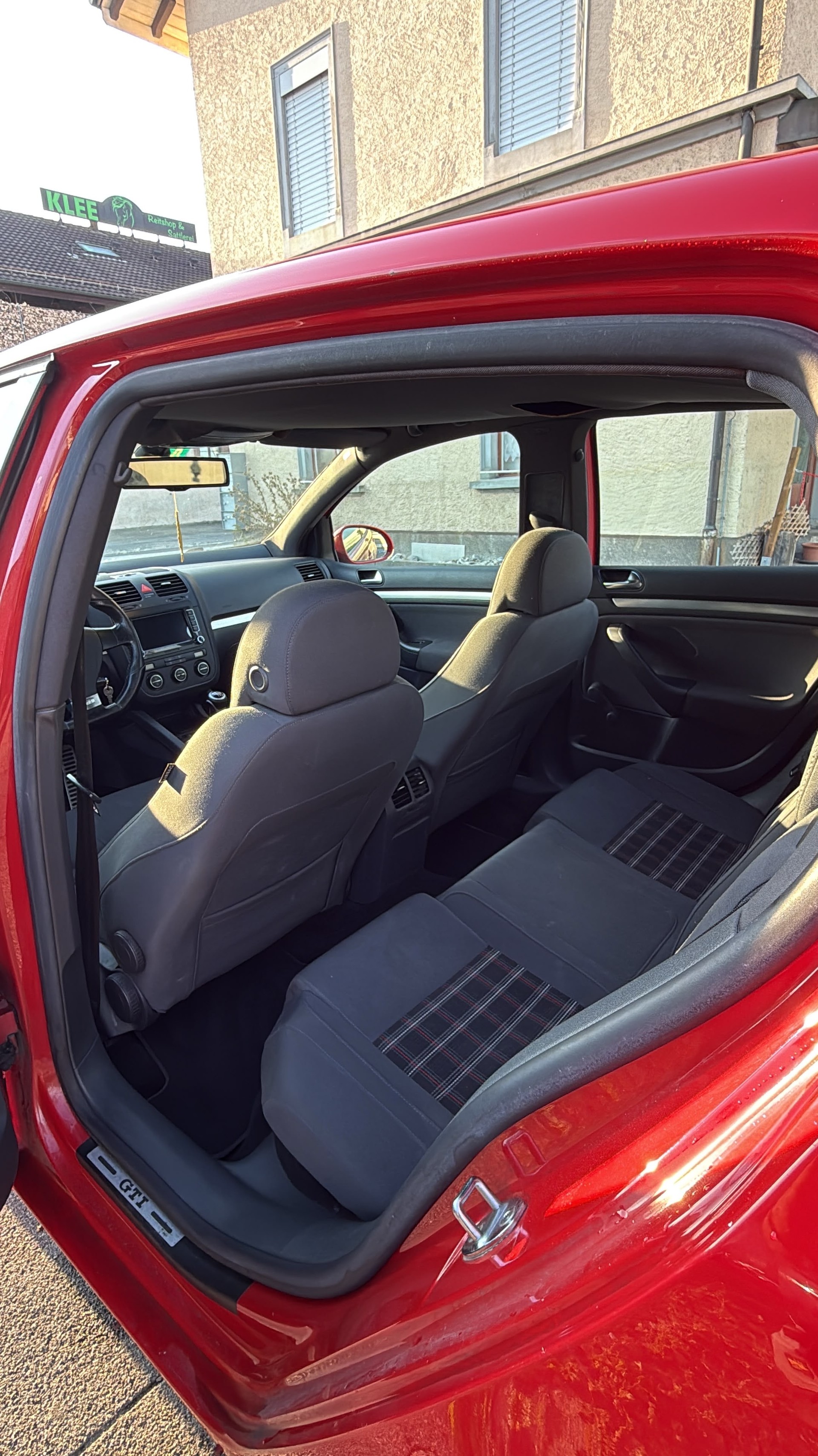 VW Gti-image-5