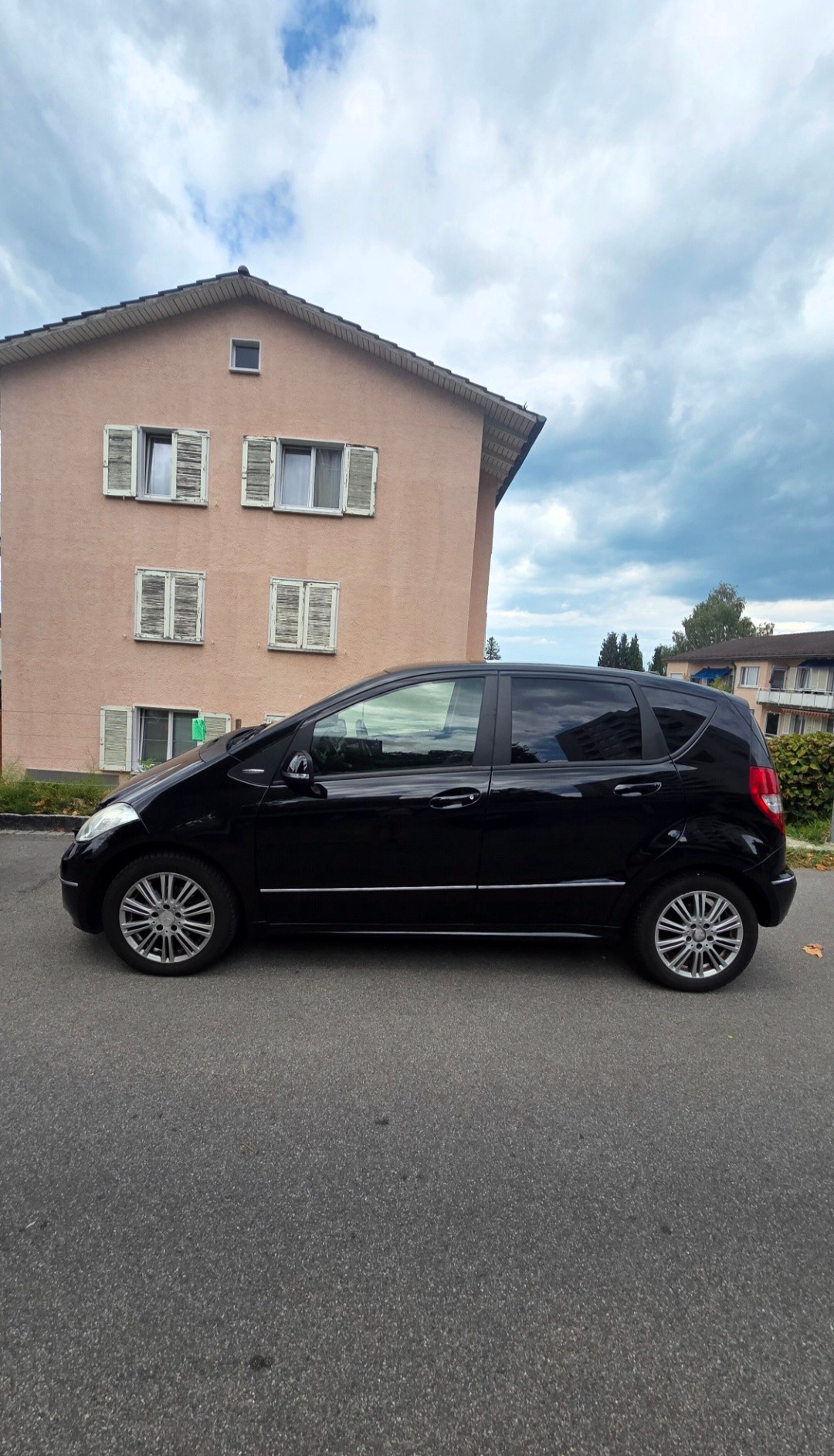 MERCEDES-BENZ A 180 CDI Avantgarde-image-2