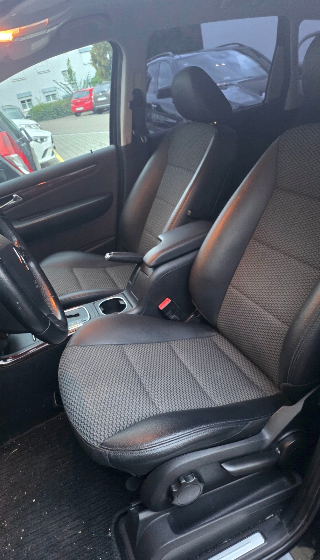 MERCEDES-BENZ A 180 CDI Avantgarde-image-5