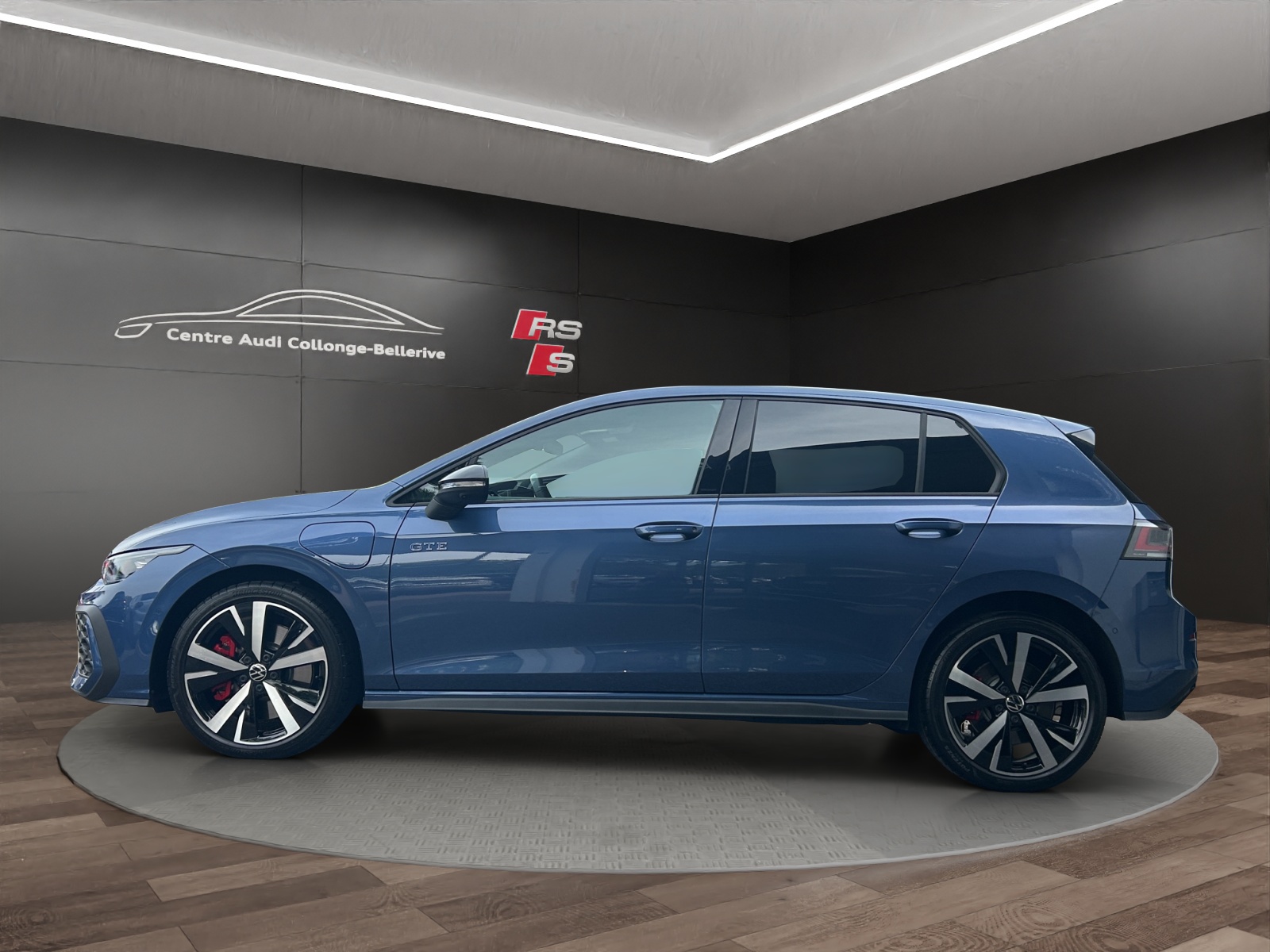 VW Golf 1.5 TSI PHEV GTE-image-2