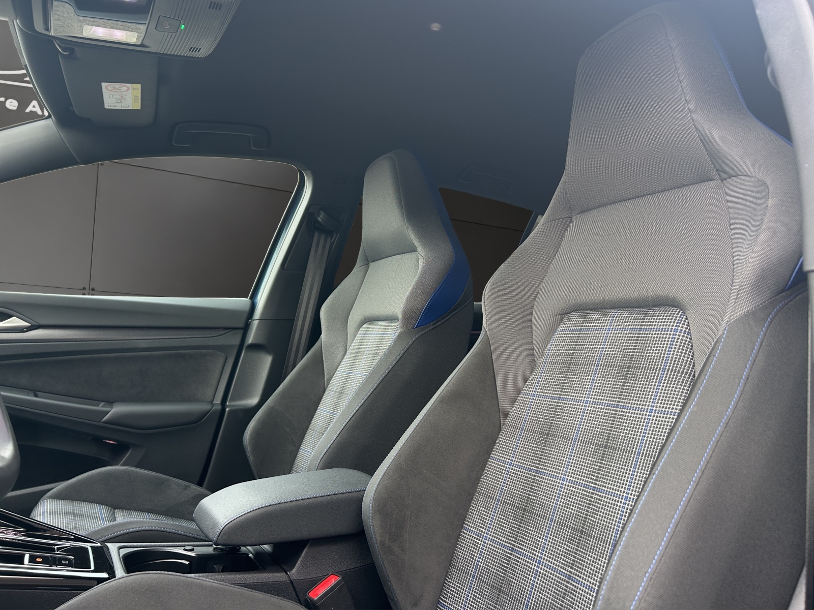 VW Golf 1.5 TSI PHEV GTE-image-23