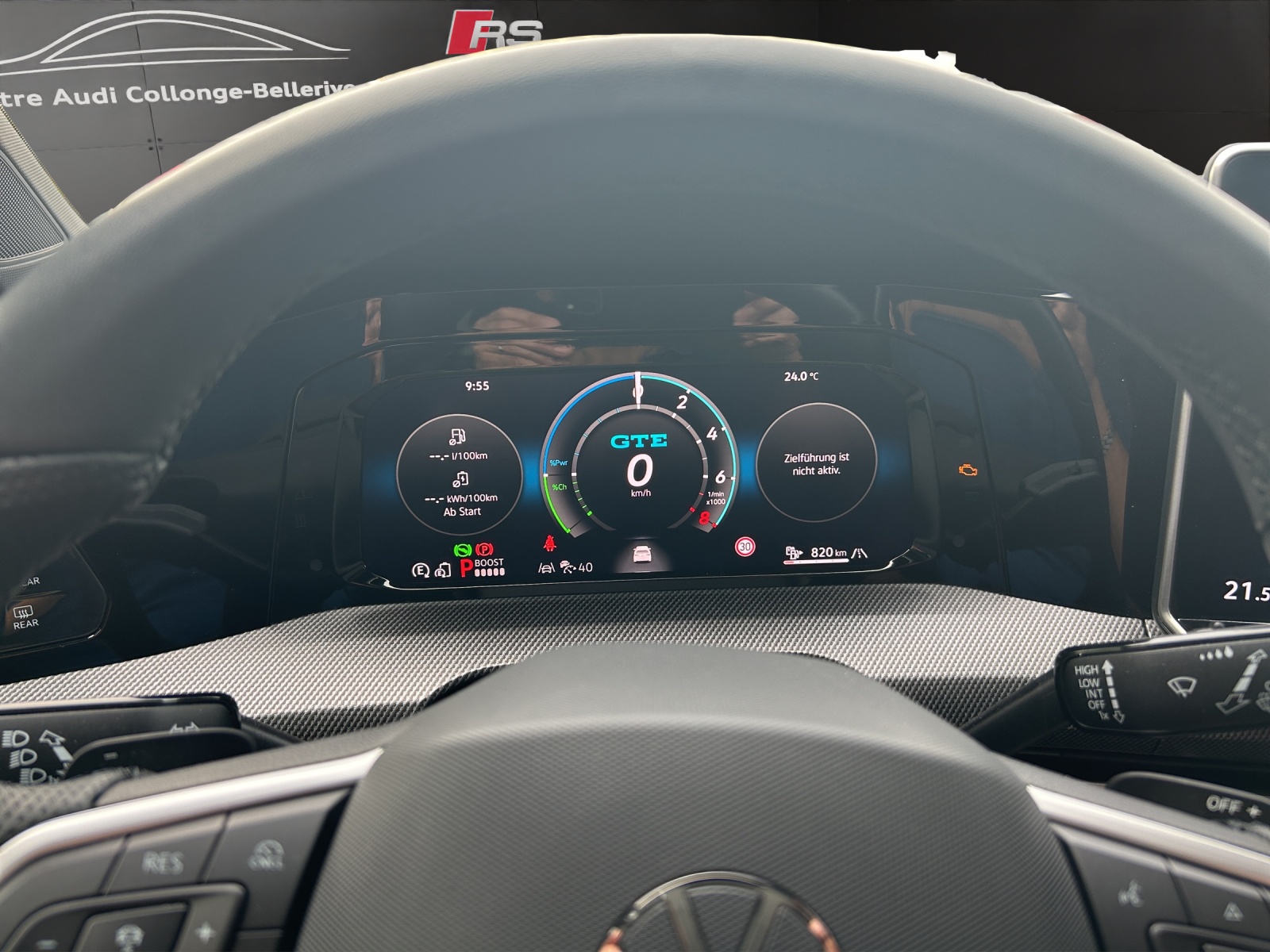 VW Golf 1.5 TSI PHEV GTE-image-10
