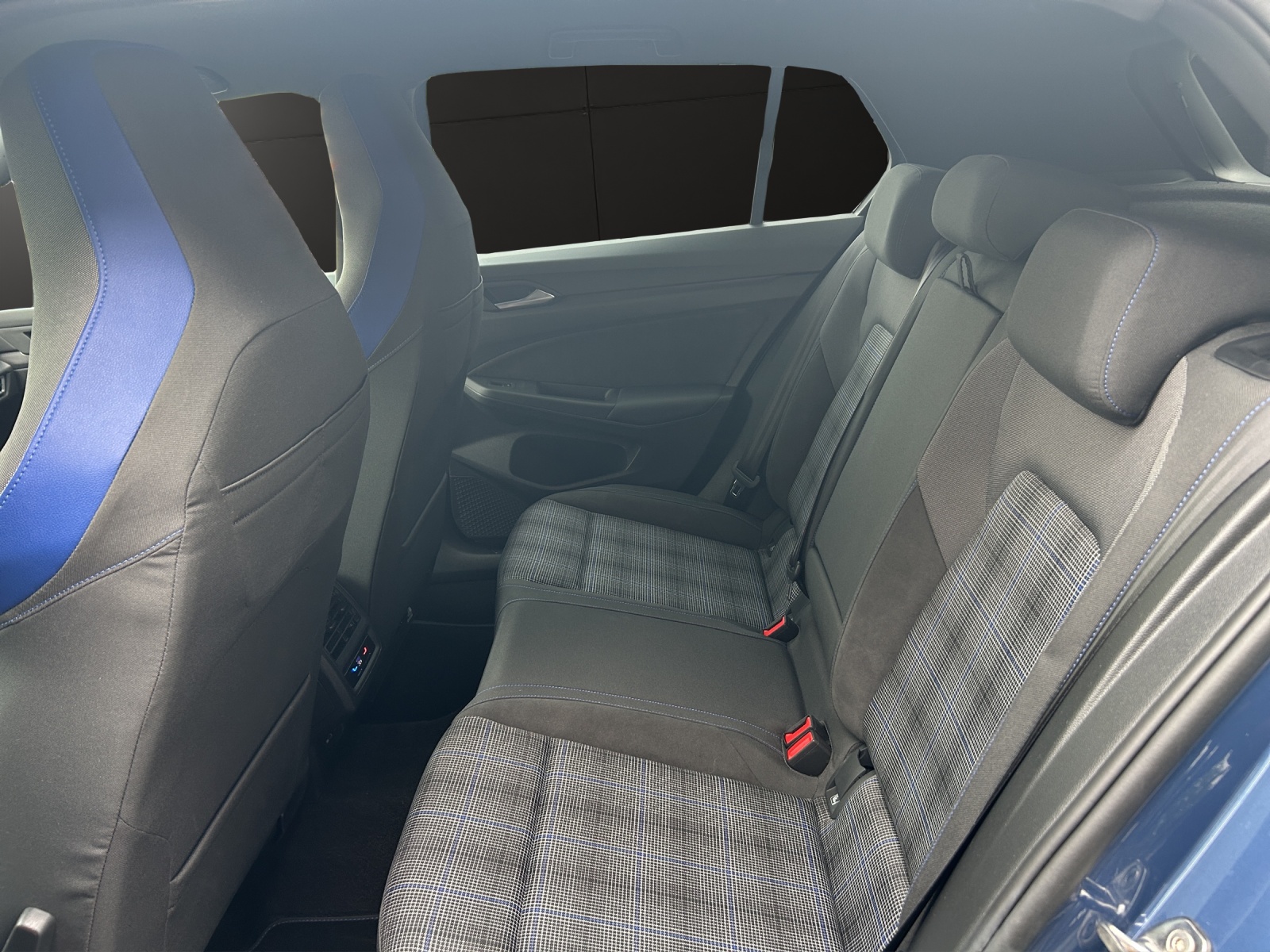 VW Golf 1.5 TSI PHEV GTE-image-11