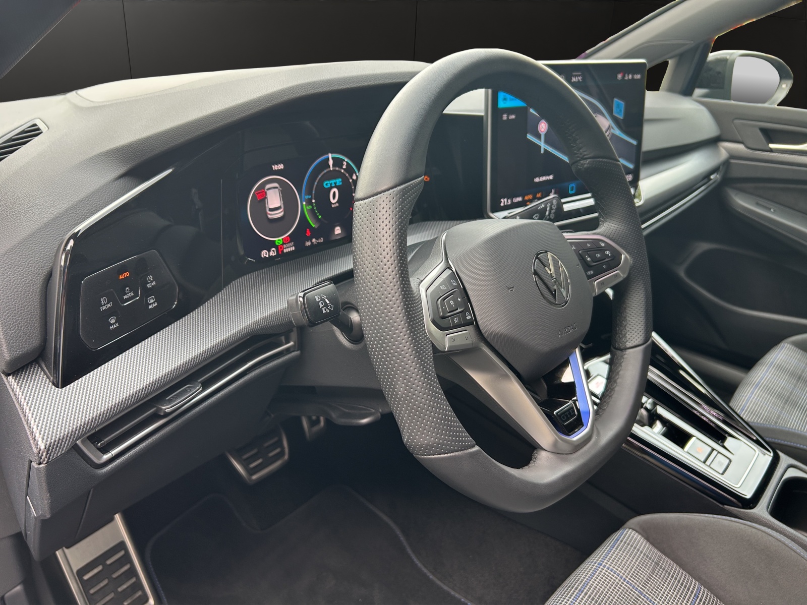 VW Golf 1.5 TSI PHEV GTE-image-19