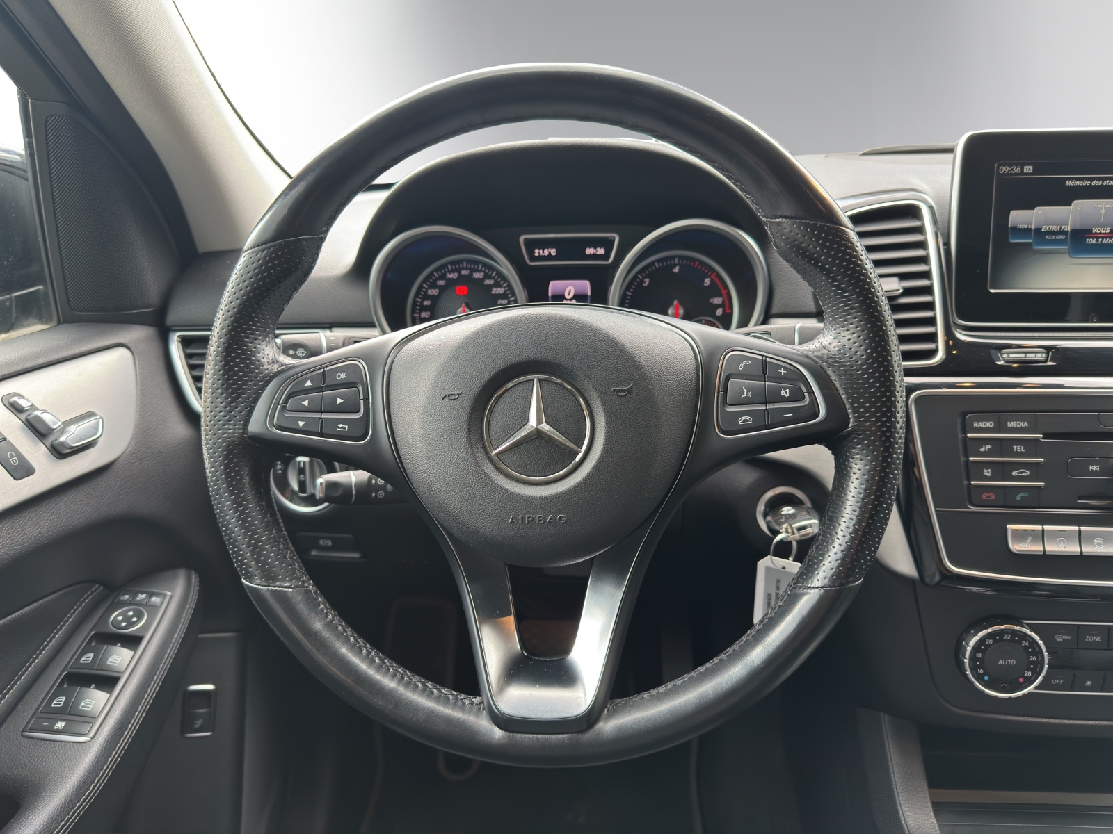 Image MERCEDES-BENZ GLE-250 GLE 250 d 4Matic