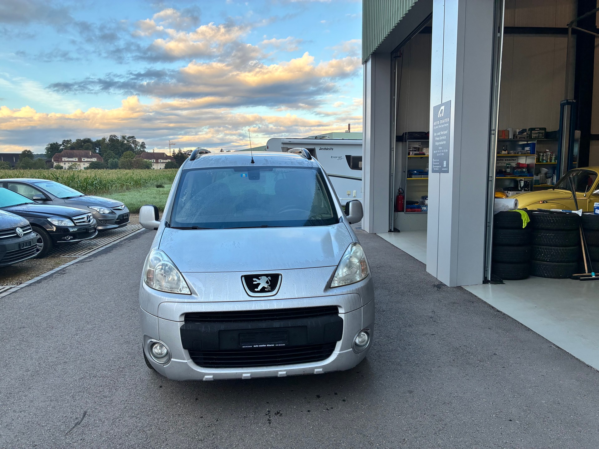 PEUGEOT Partner 1.6 HDI Outdoor-image-0