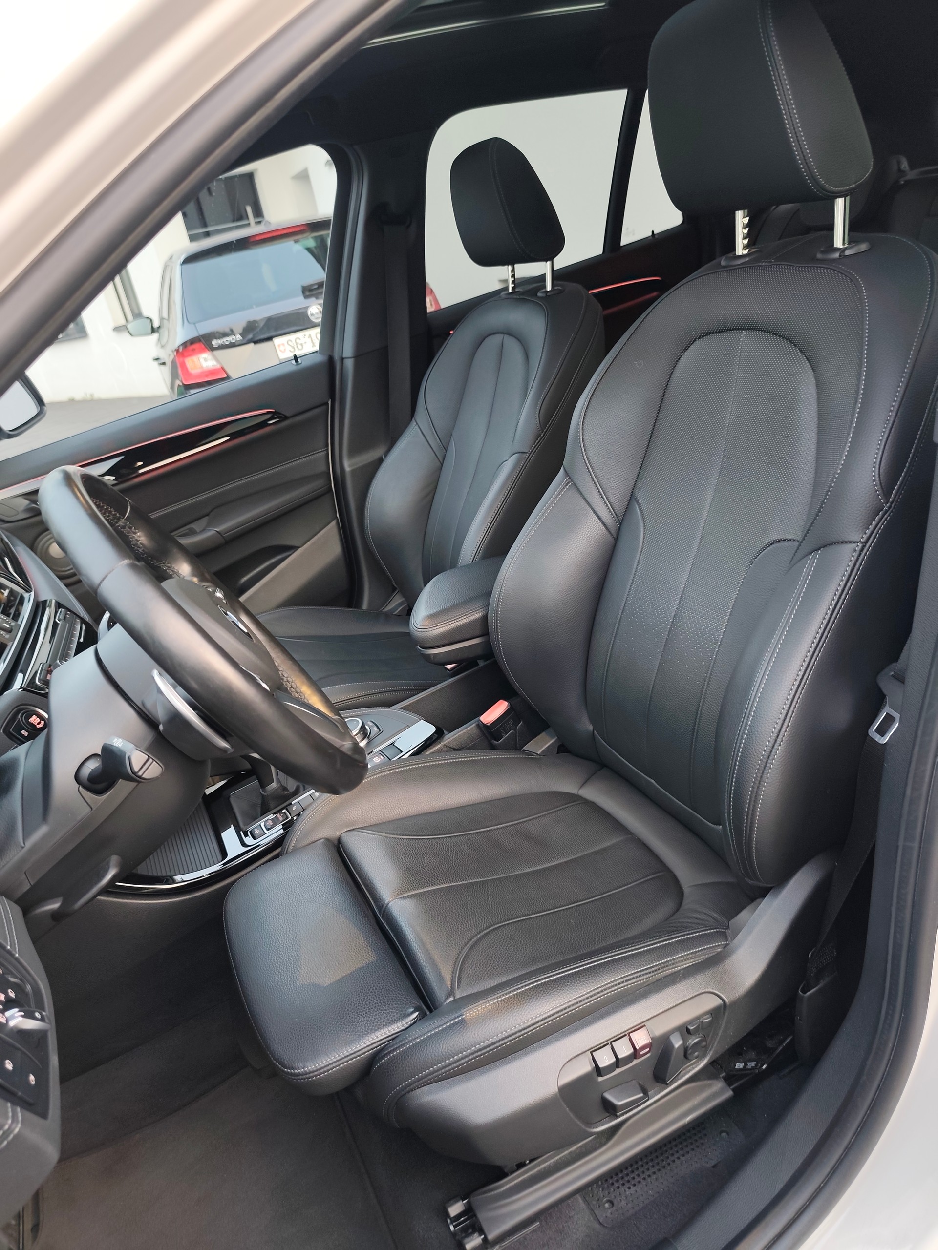 BMW X1 xDrive 25d M Sport Steptronic-image-10