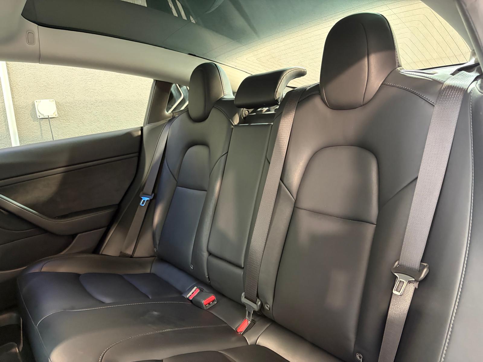 TESLA Model 3 Long Range Dual Motor AWD-image-11