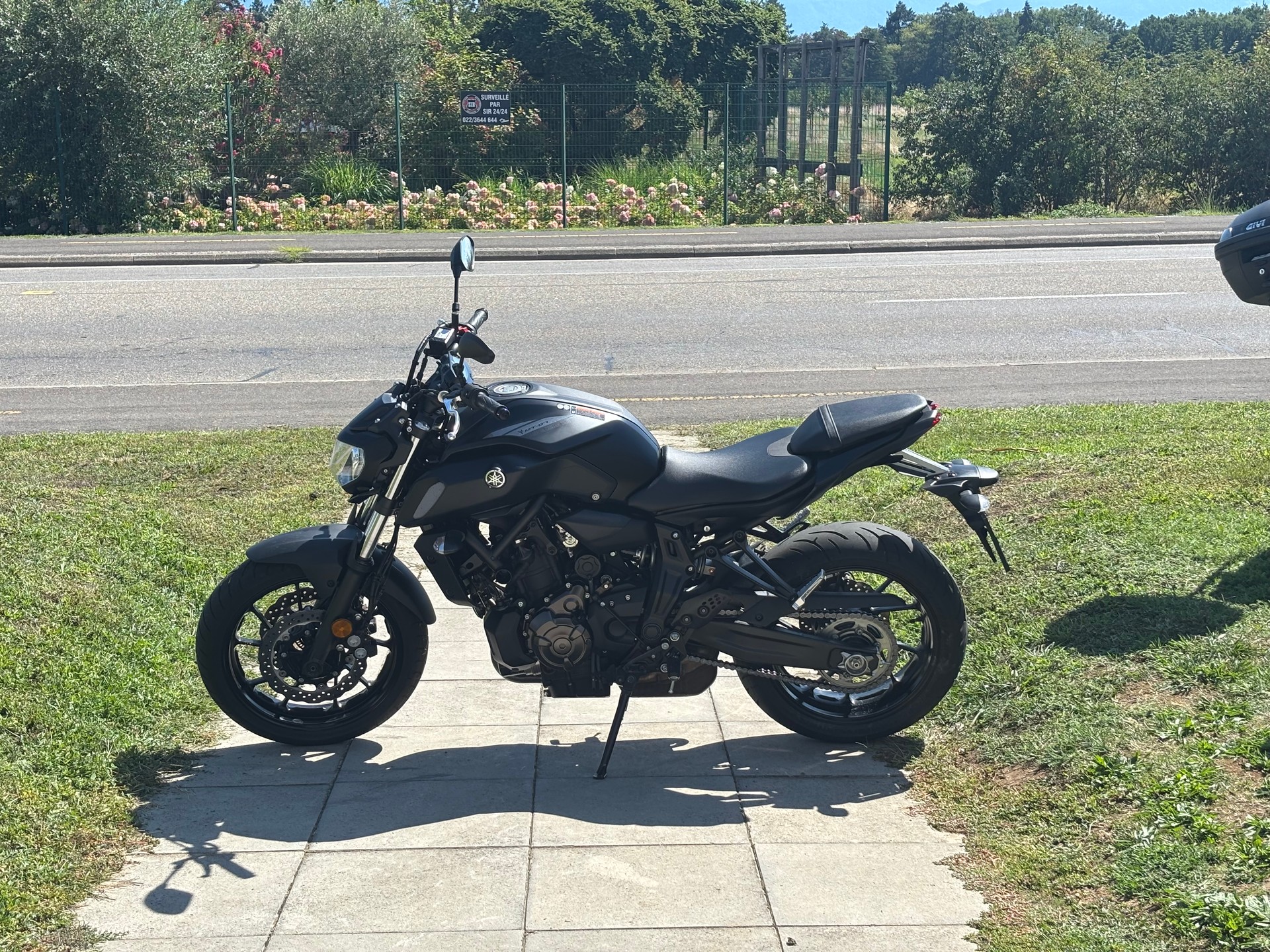 YAMAHA MT-07 ABS-showroom-element-3