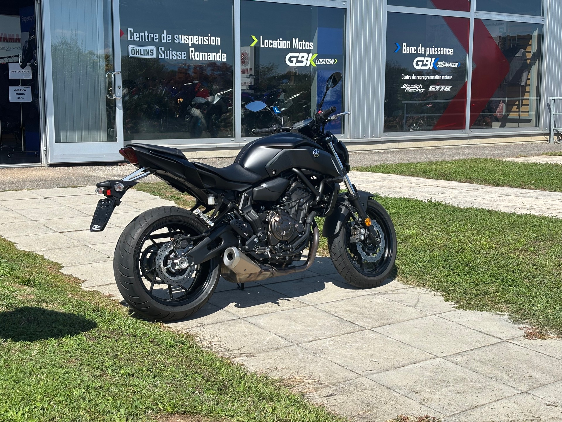 YAMAHA MT-07 ABS-showroom-element-1