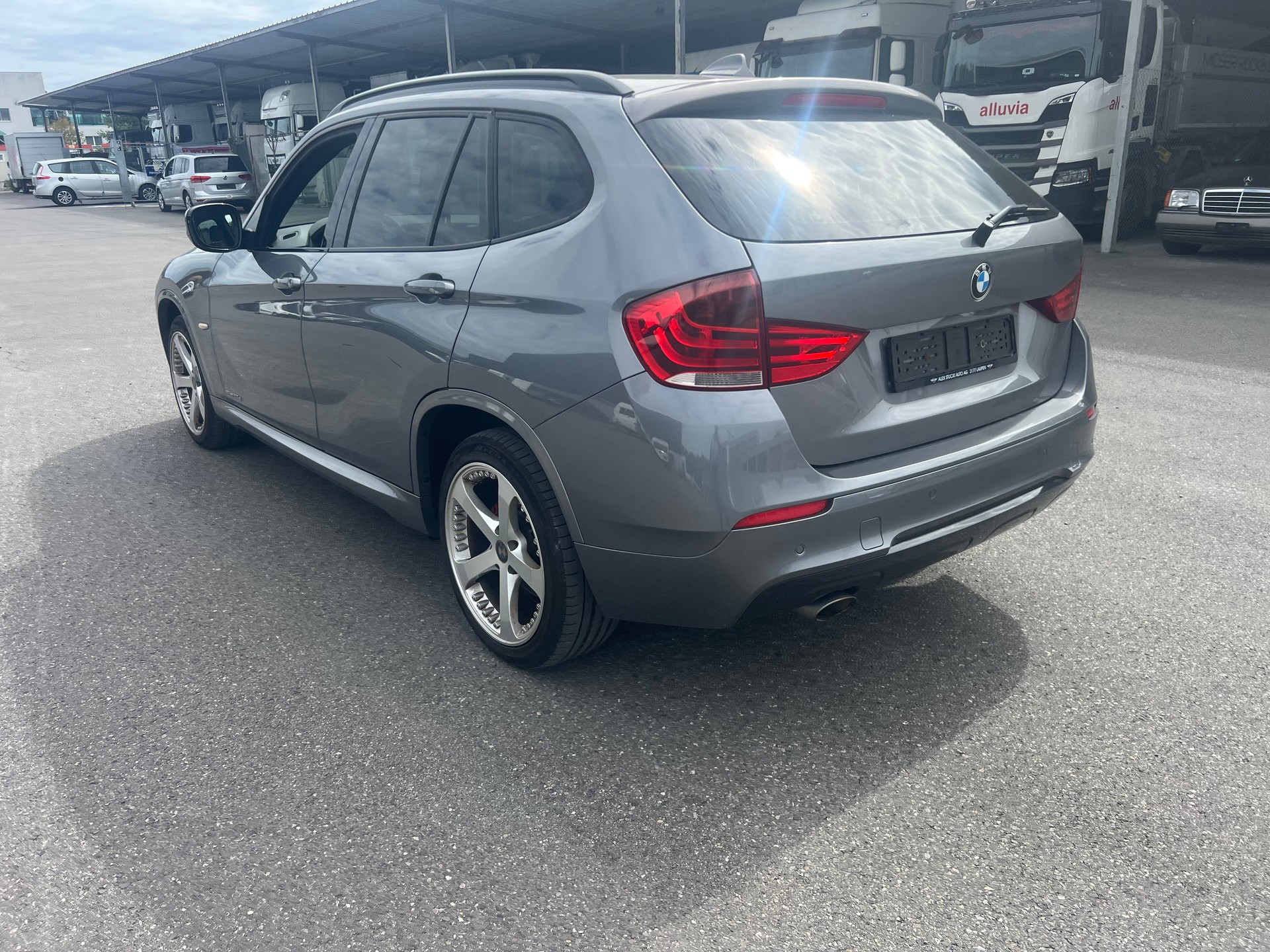 BMW X1 xDrive 23d-image-5