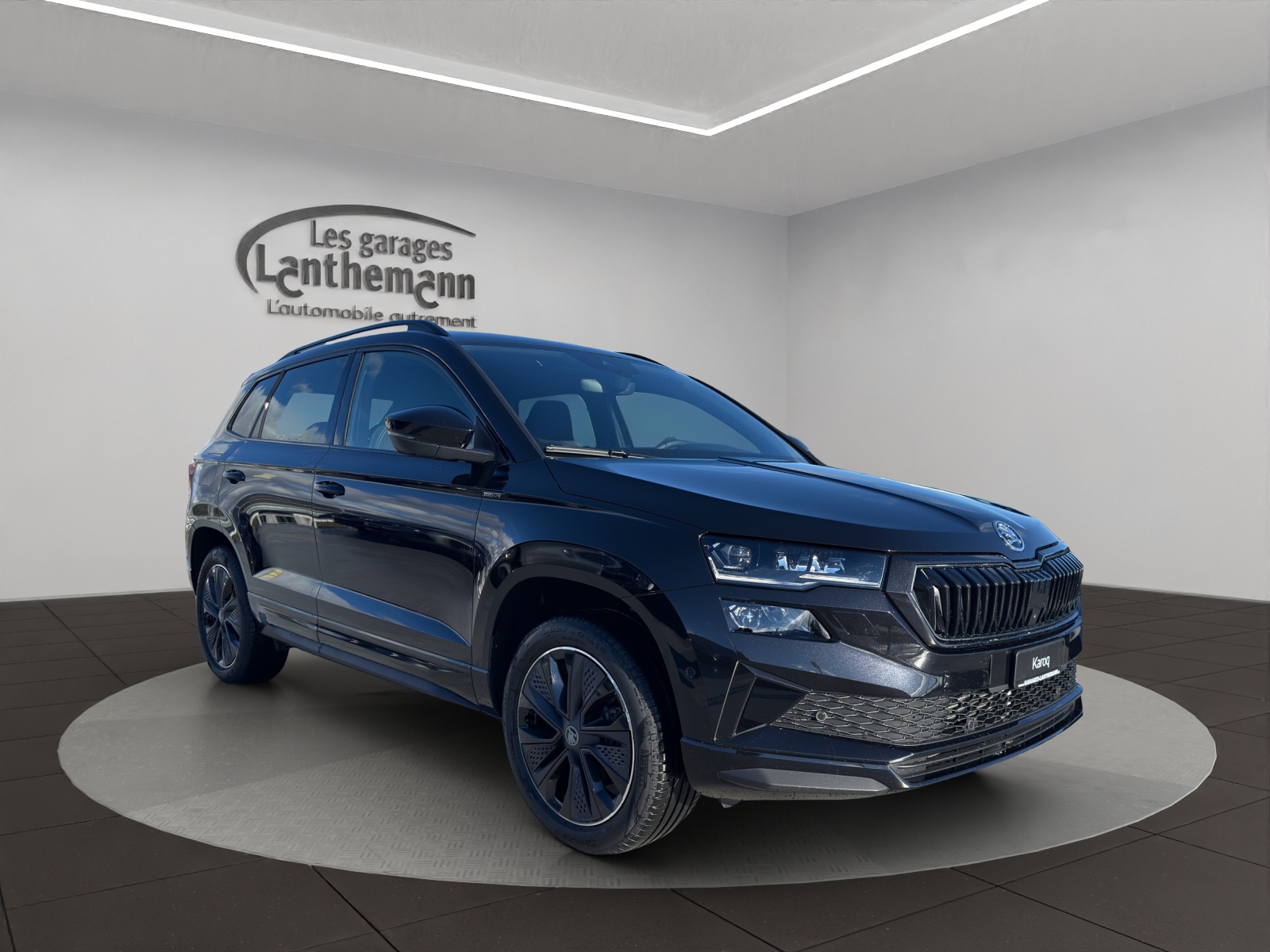 SKODA Karoq 2.0 TSI SportLine 4x4 DSG-image-5