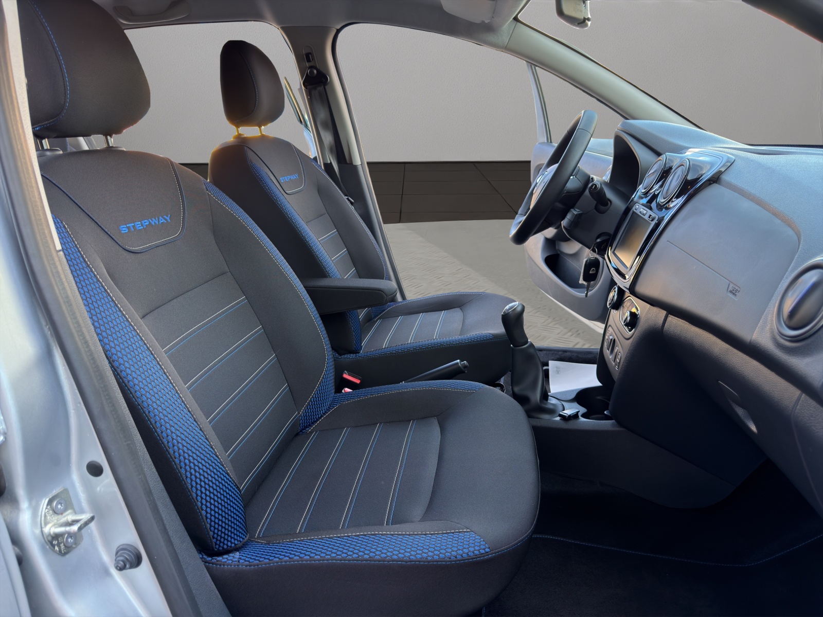 DACIA Sandero Tce 90 Stepway-image-16
