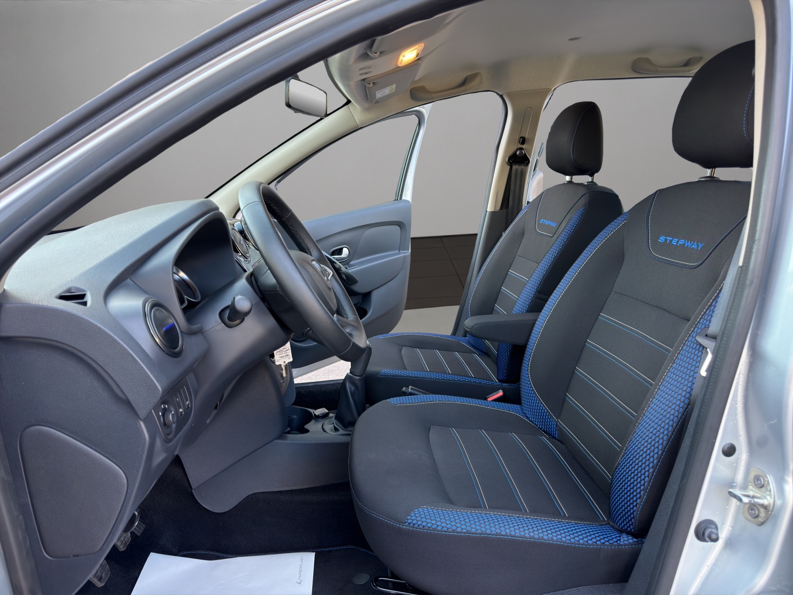 DACIA Sandero Tce 90 Stepway-image-8