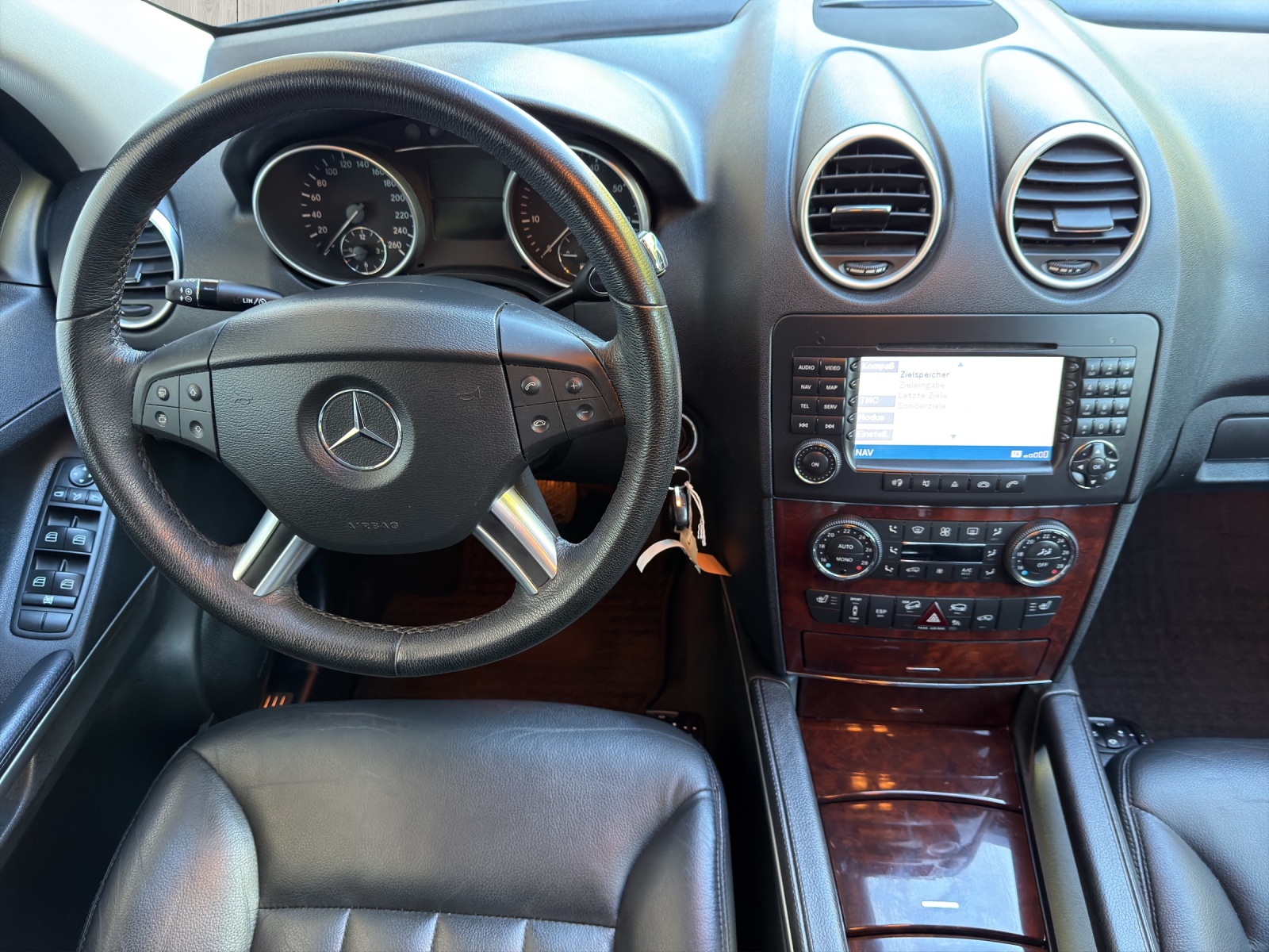 MERCEDES-BENZ ML 350 4Matic 7G-Tronic-image-11