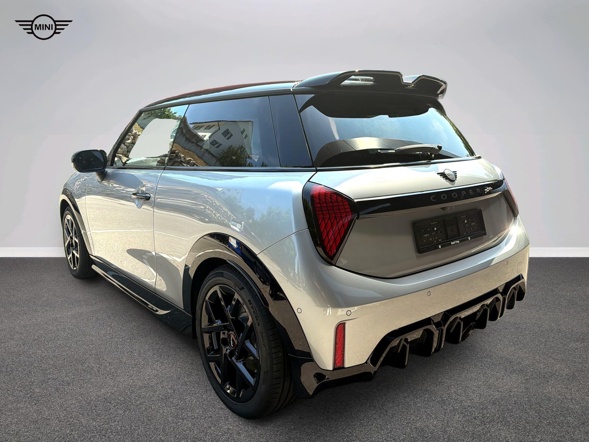 MINI John Cooper Works-image-3