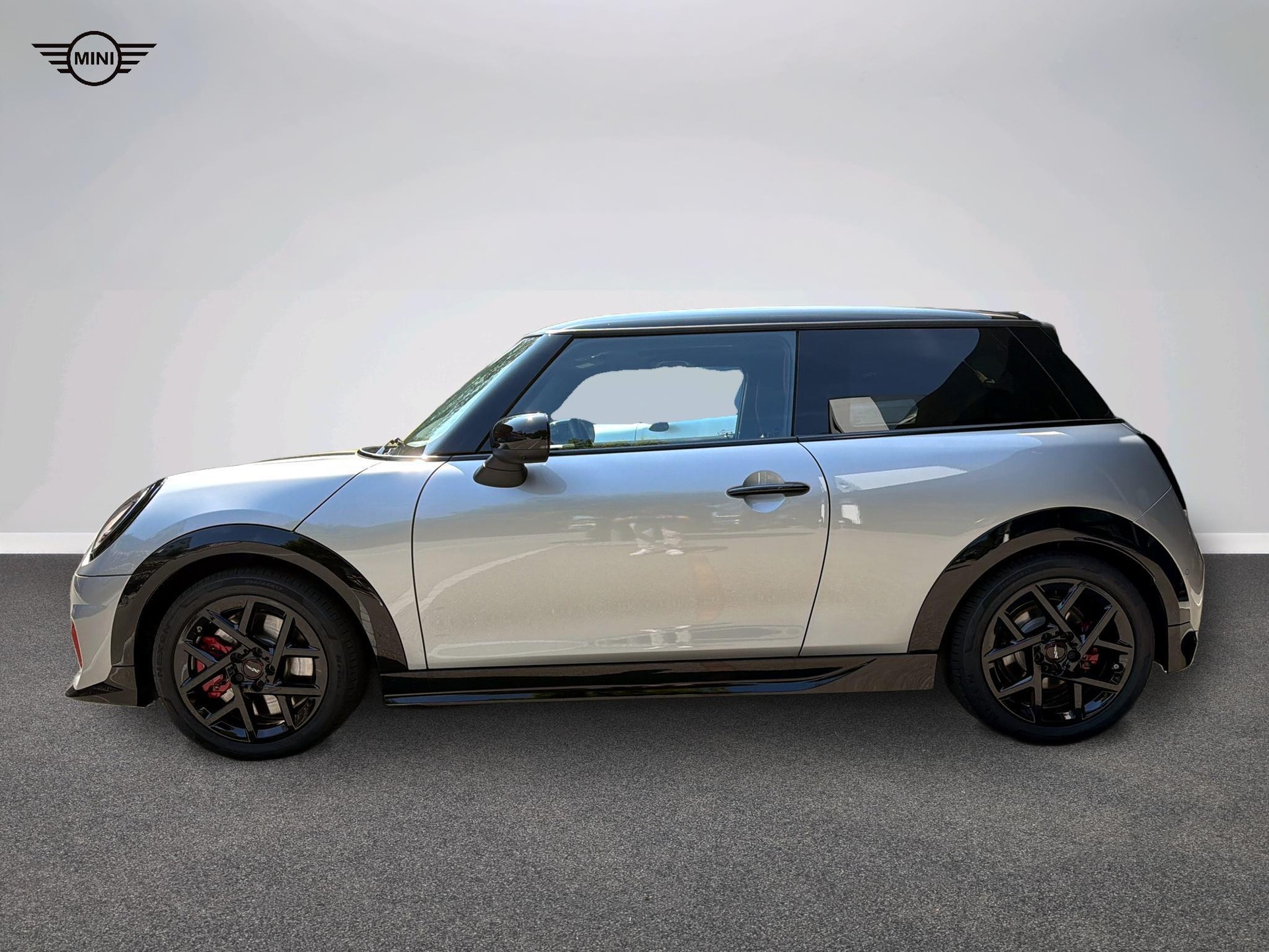 MINI John Cooper Works-image-2