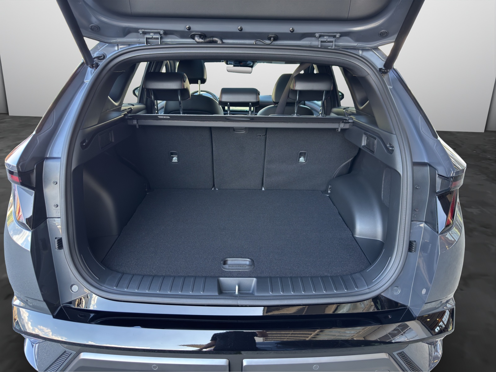 HYUNDAI Tucson 1.6 T-GDi HEV N-Line 4WD Sunroof MY27-image-15