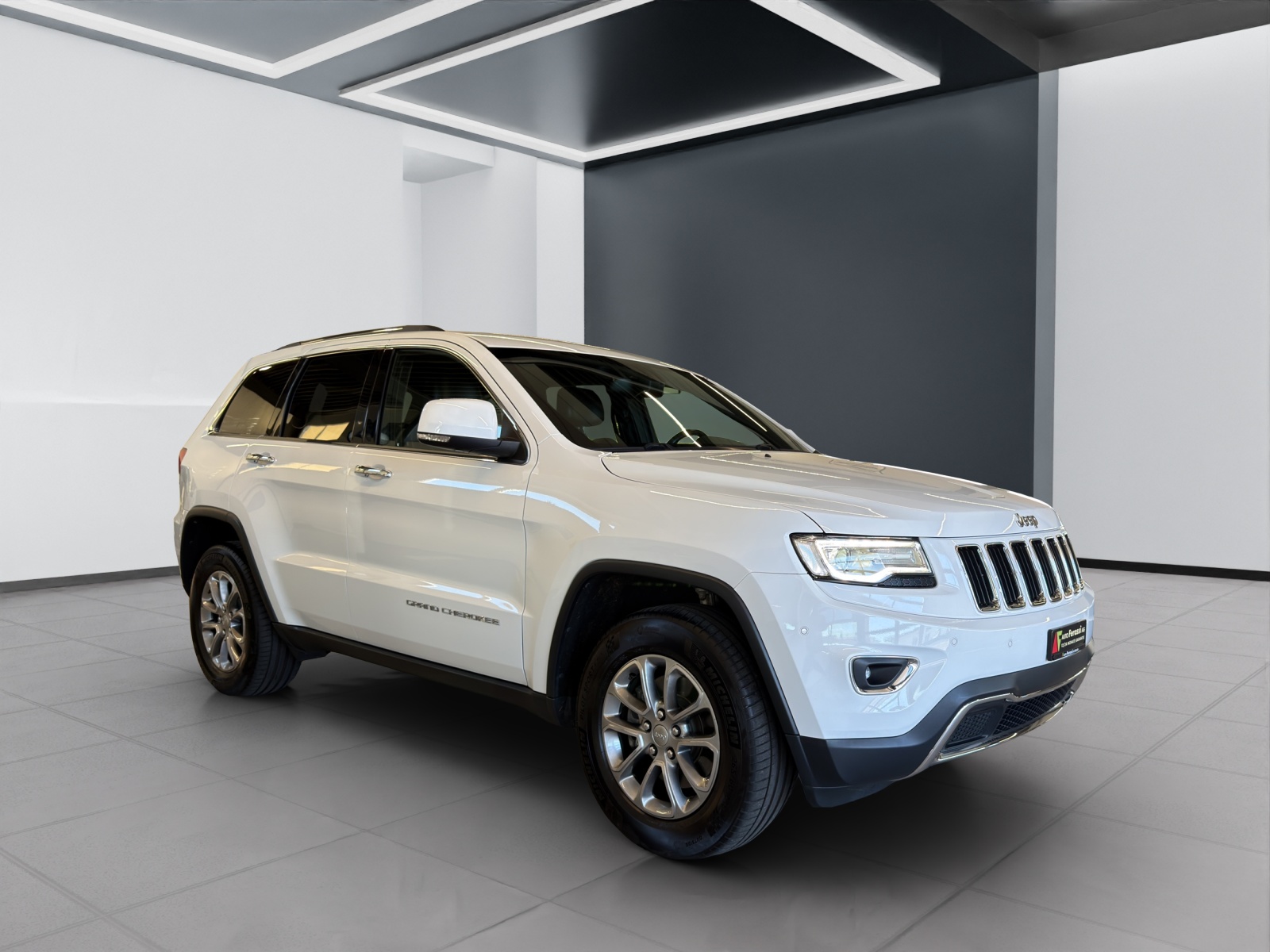 JEEP Grand Cherokee 3.0 CRD Limited Automatic-image-6