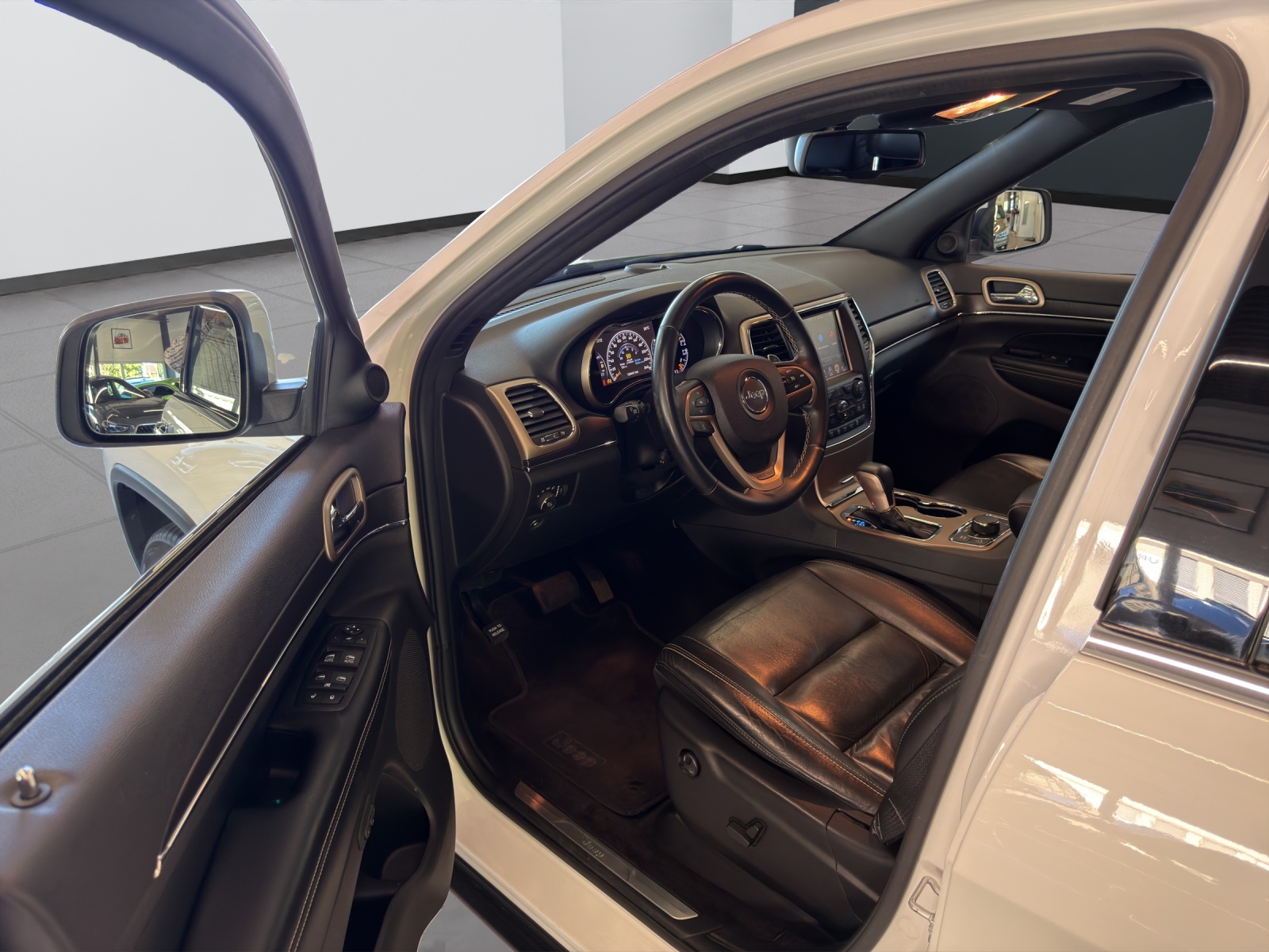 JEEP Grand Cherokee 3.0 CRD Limited Automatic-image-22