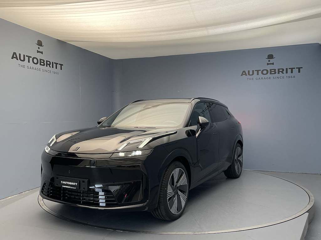 LYNK & CO 08 1.5 PHEV More