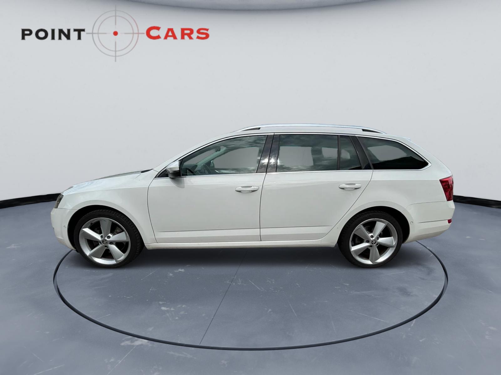 SKODA Octavia Combi 1.8 TSI Elegance 4x4 DSG-image-1
