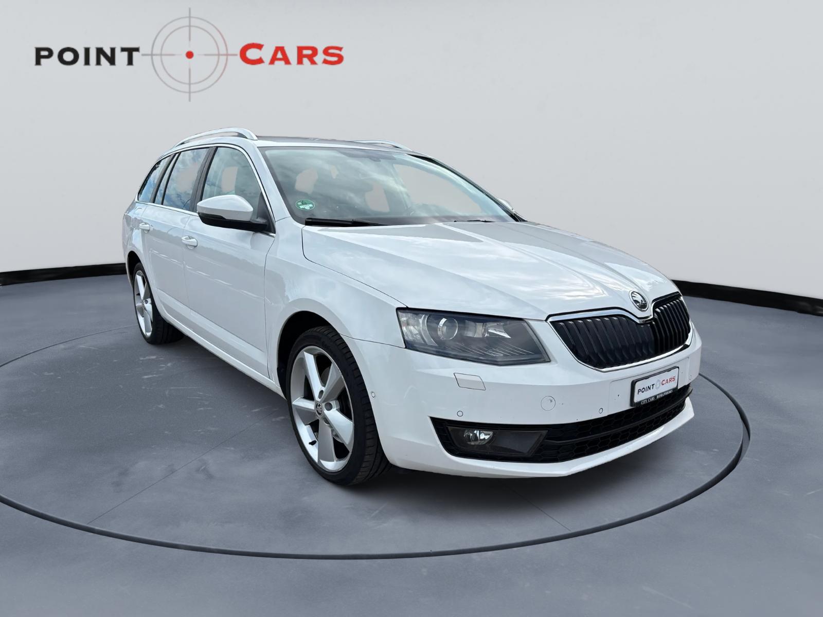 SKODA Octavia Combi 1.8 TSI Elegance 4x4 DSG-image-6