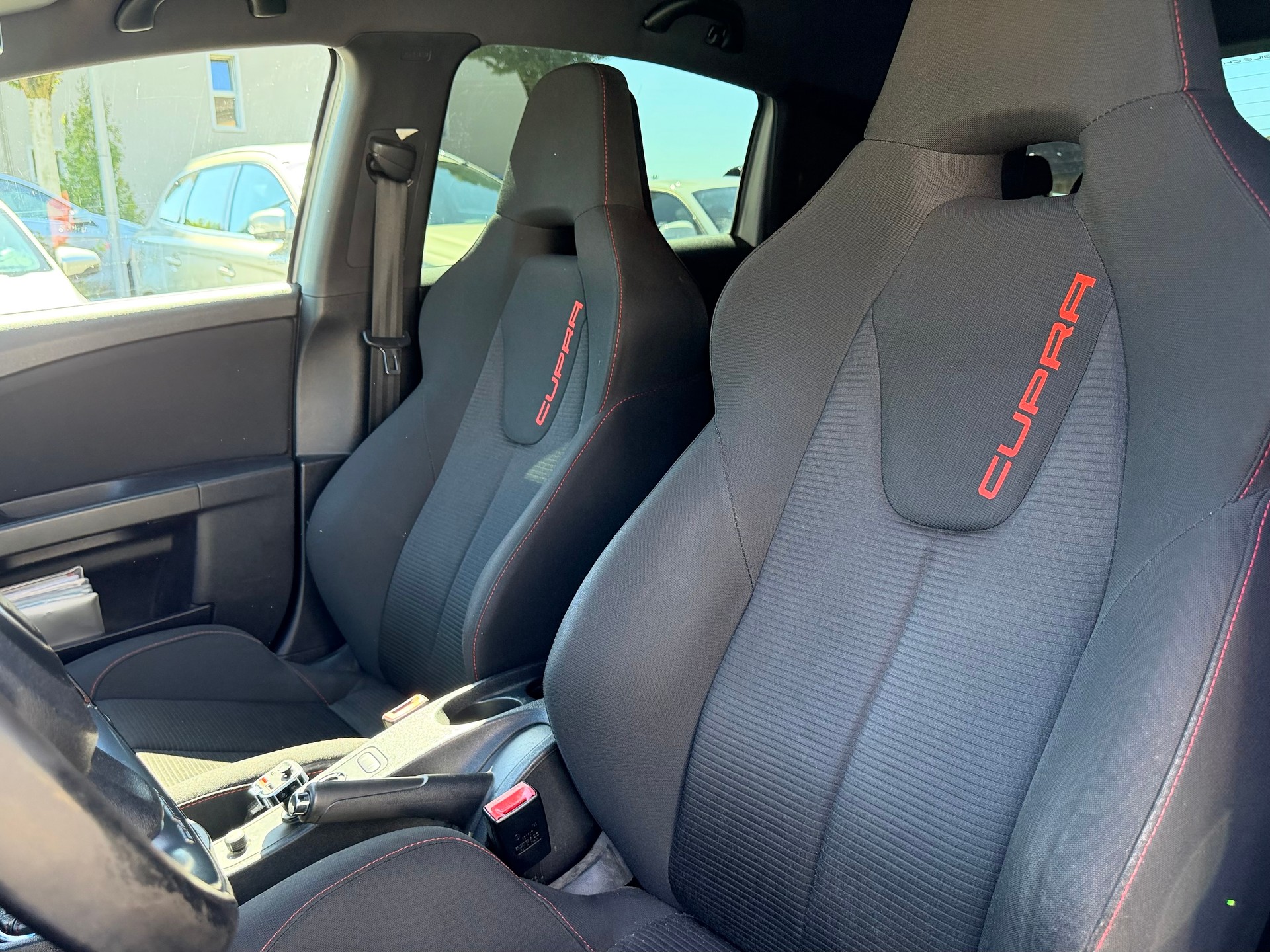 SEAT Leon 2.0 TSI Cupra-image-12