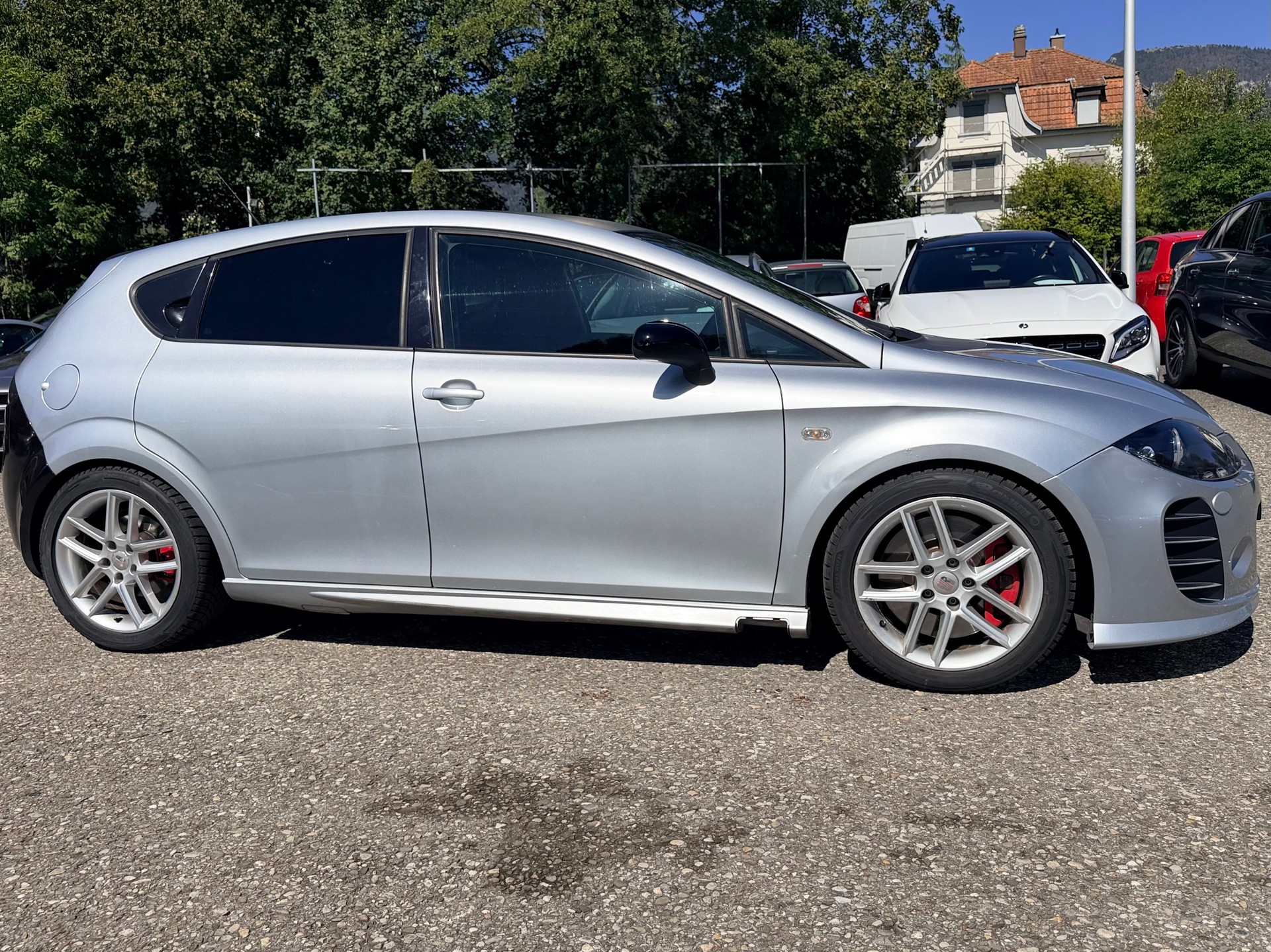 SEAT Leon 2.0 TSI Cupra-image-3