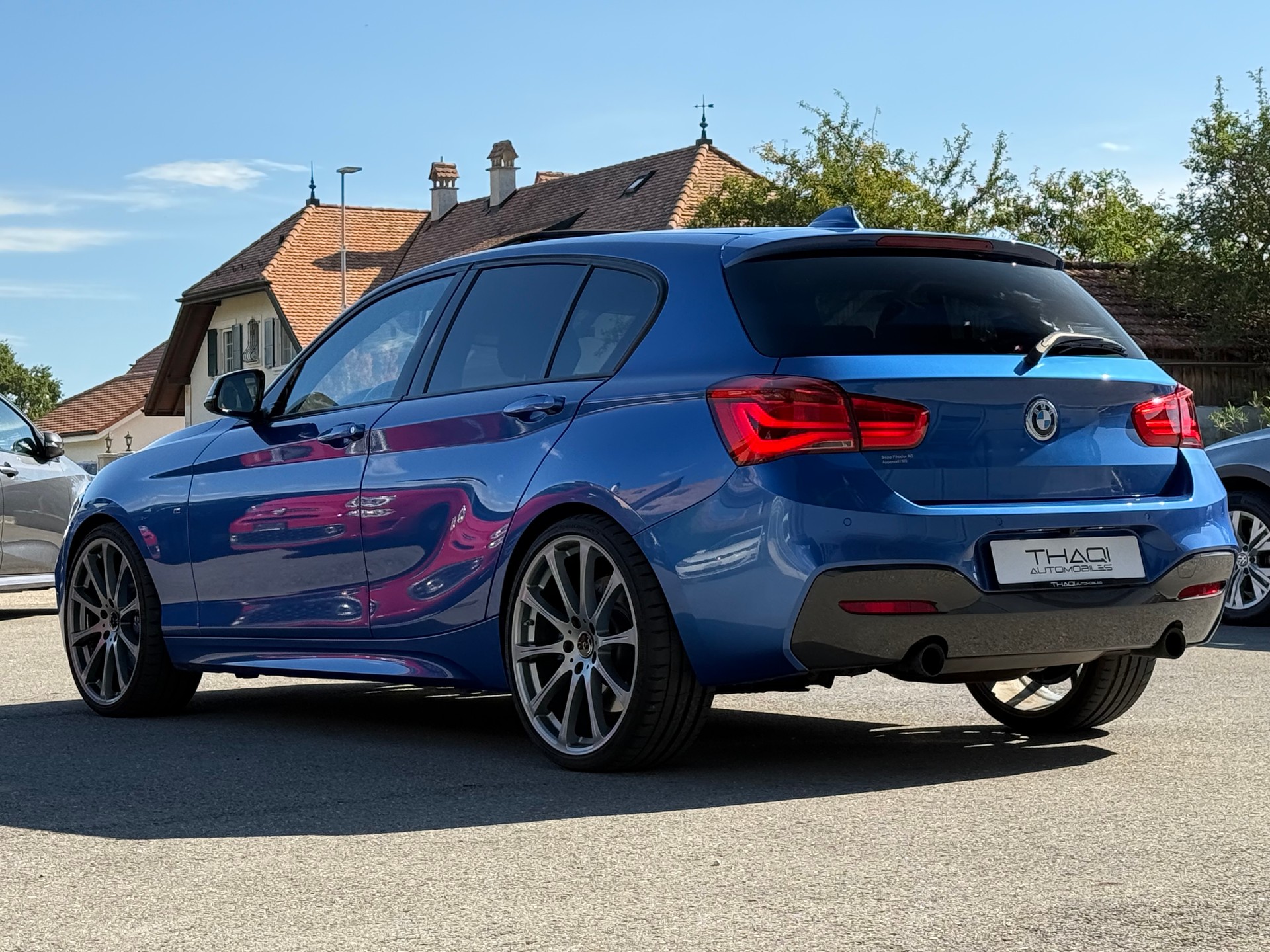 BMW M135i xDrive Steptronic-image-8