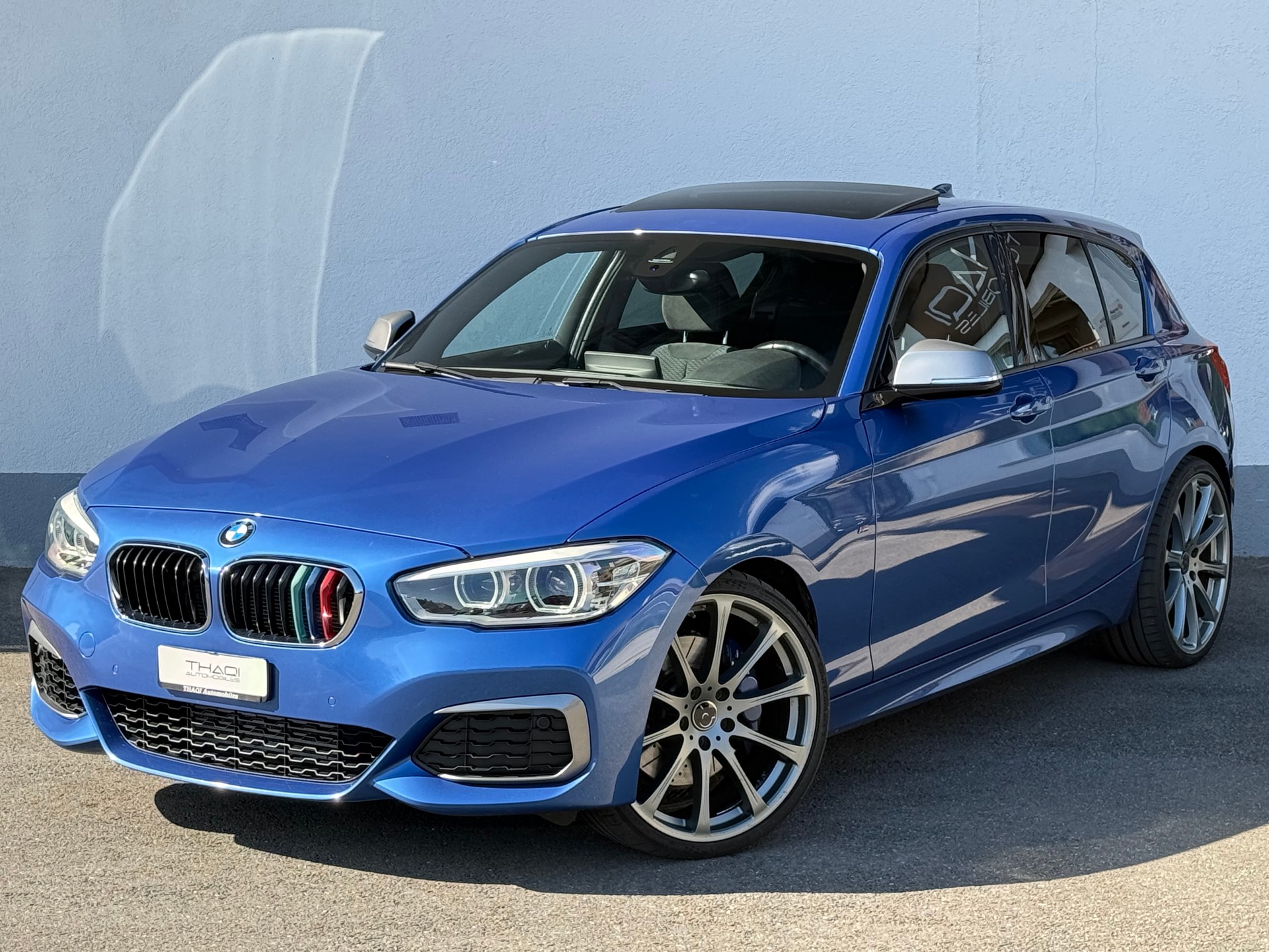 BMW M135i xDrive Steptronic-image-1