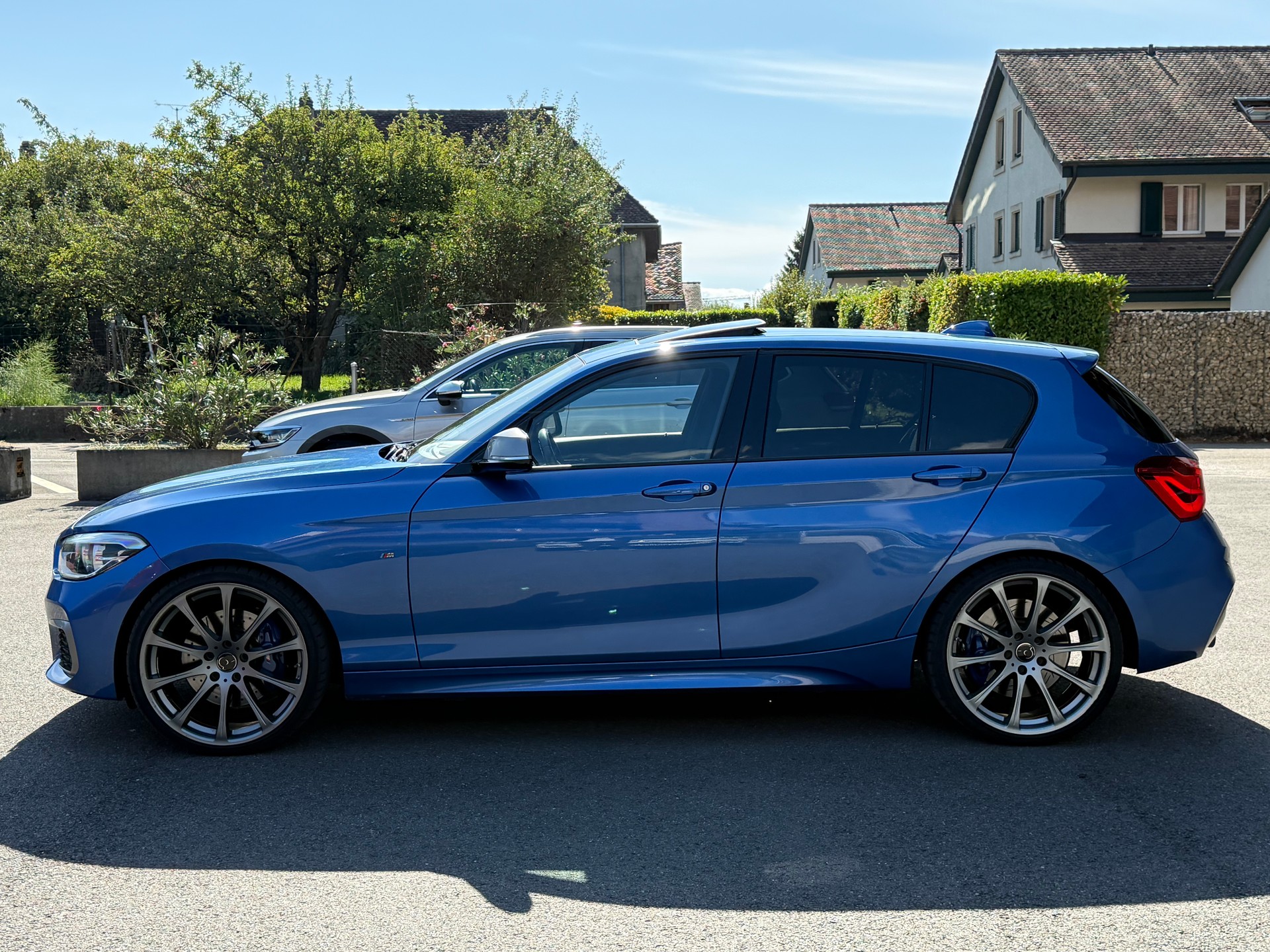 BMW M135i xDrive Steptronic-image-12